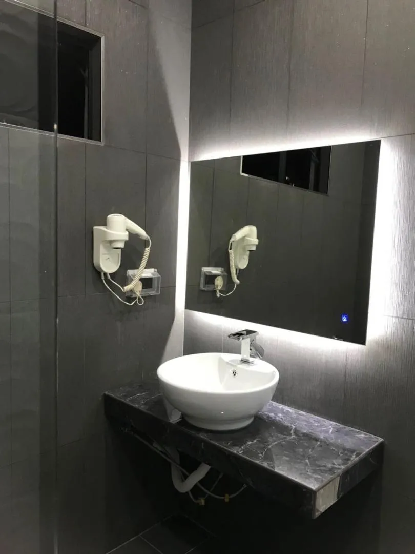 Shower in Homestay Stardow~星窗名宿~