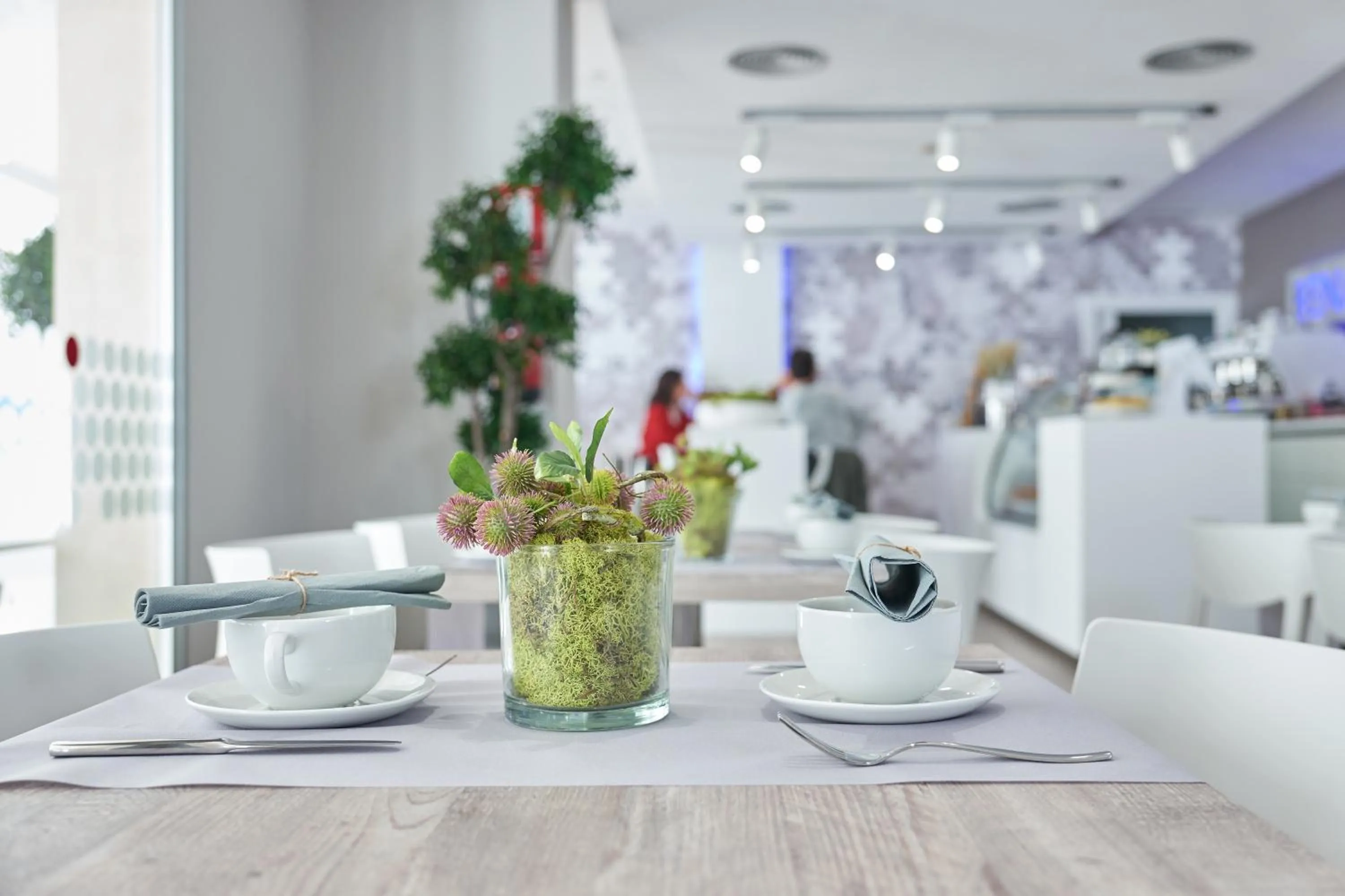 Food and drinks in Benabola Hotel & Suites