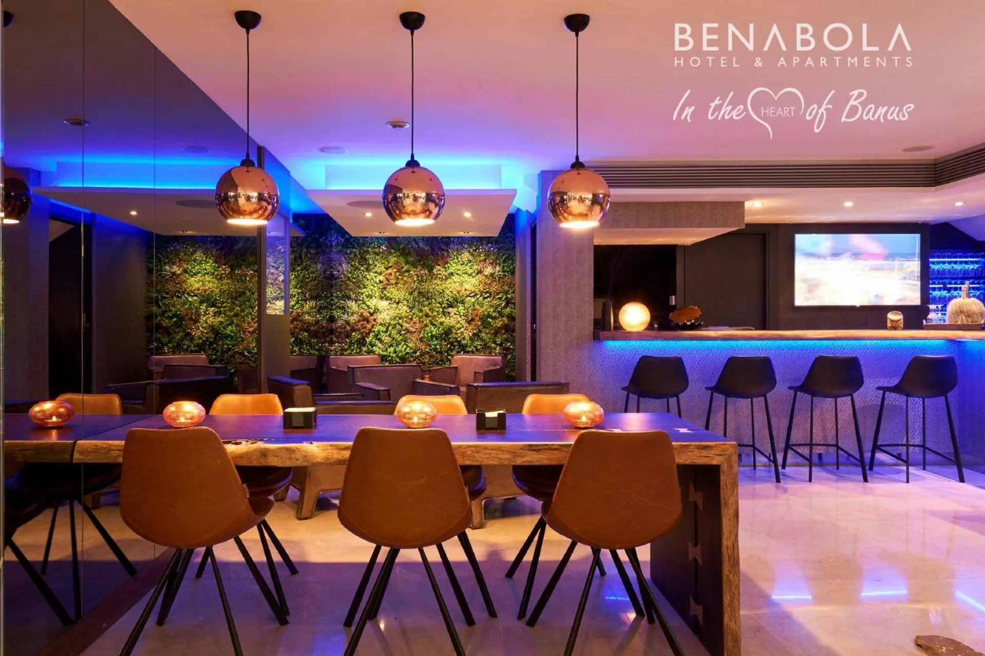 Restaurant/places to eat in Benabola Hotel & Suites