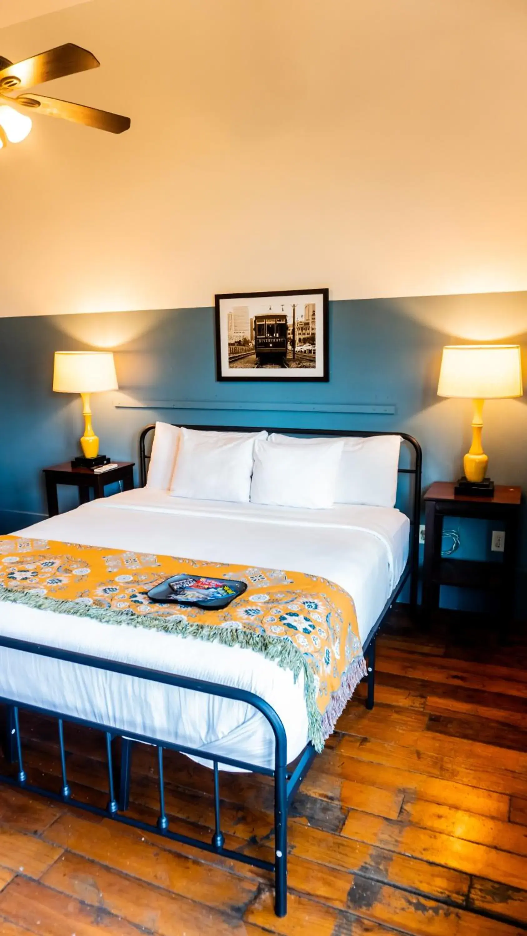 Bed in Historic Mardi Gras Inn Bed in Historic Mardi Gras Inn