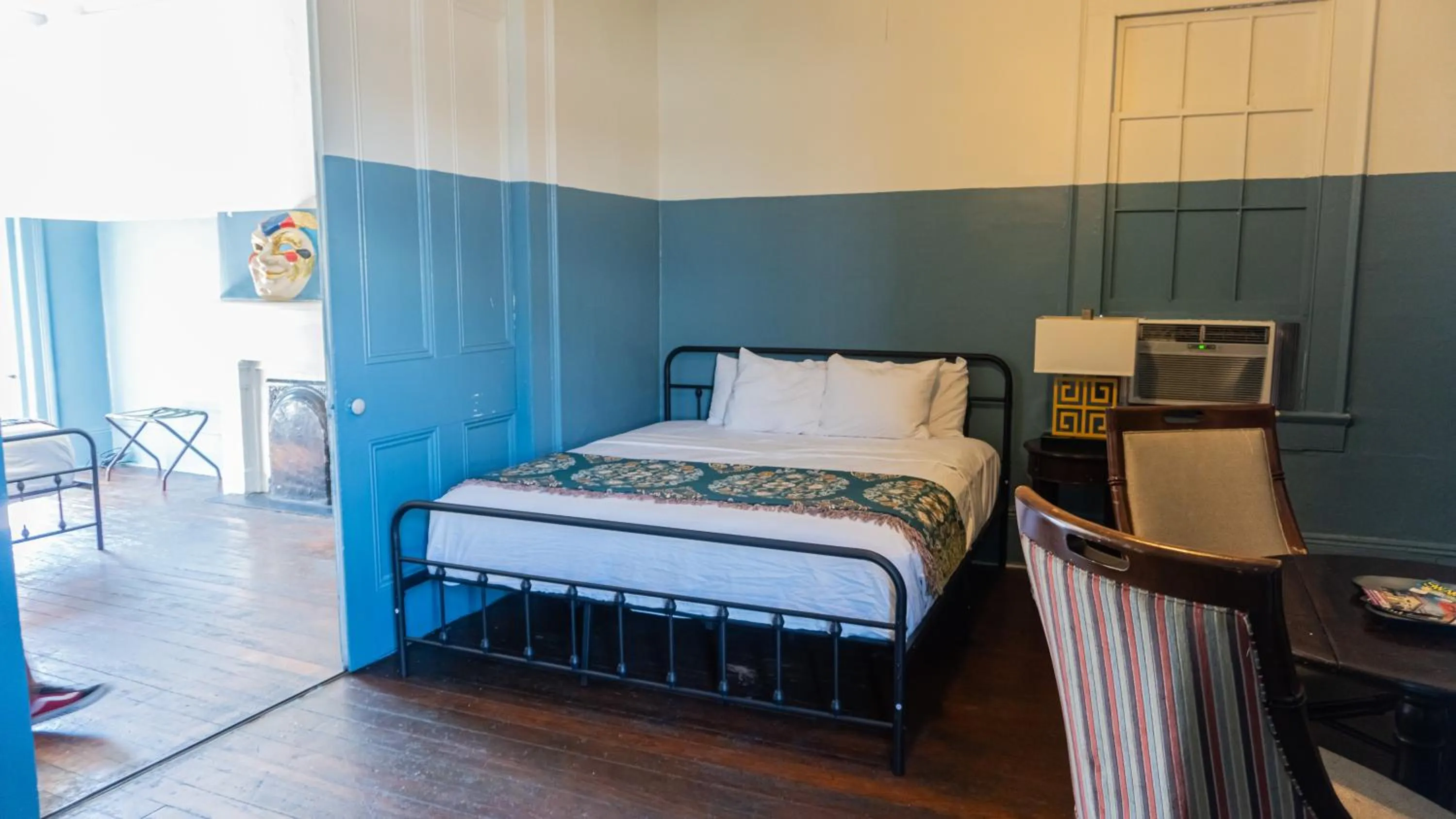 Bedroom, Bed in Historic Mardi Gras Inn