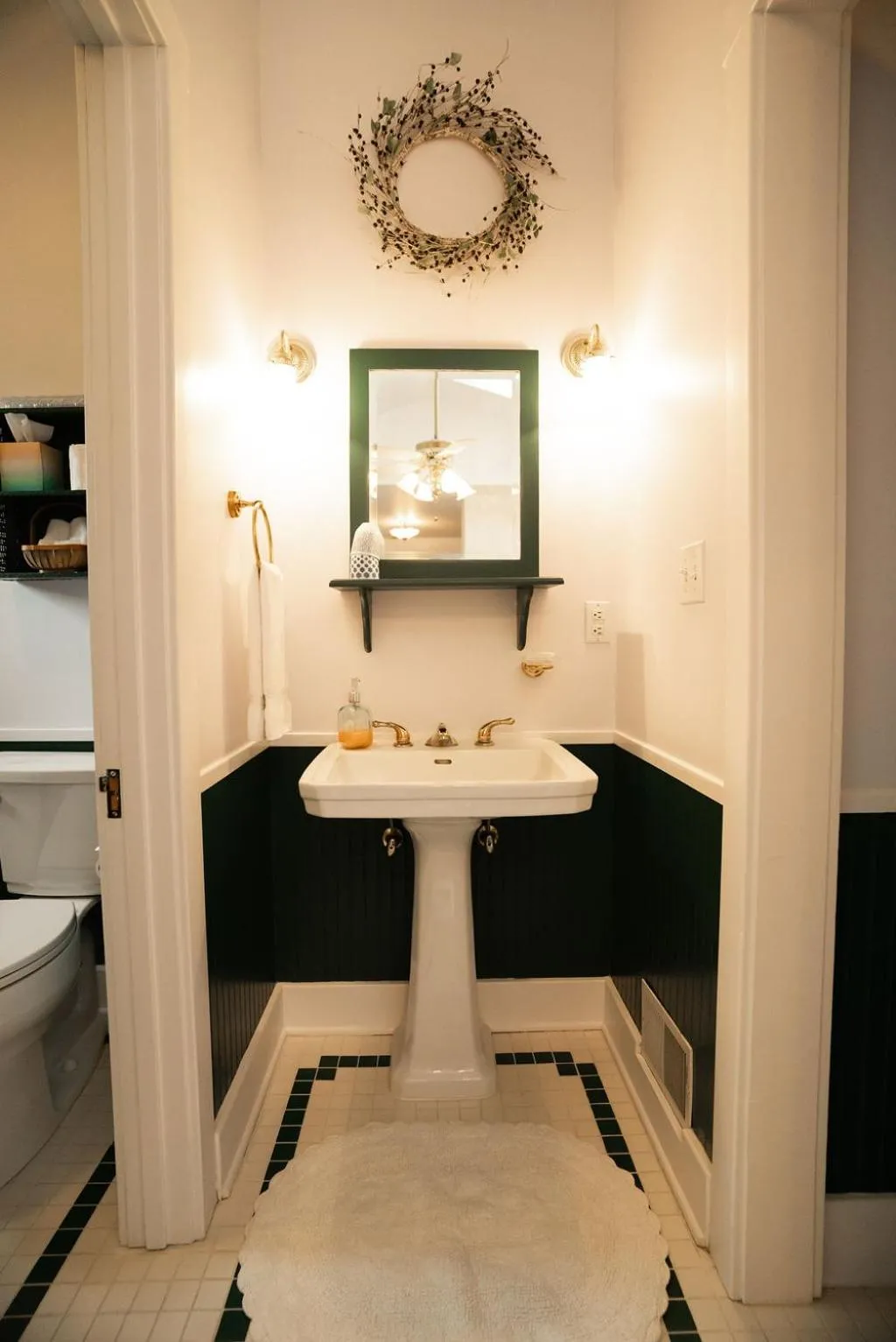 Bathroom in Garden Grove Inn Bed and Breakfast