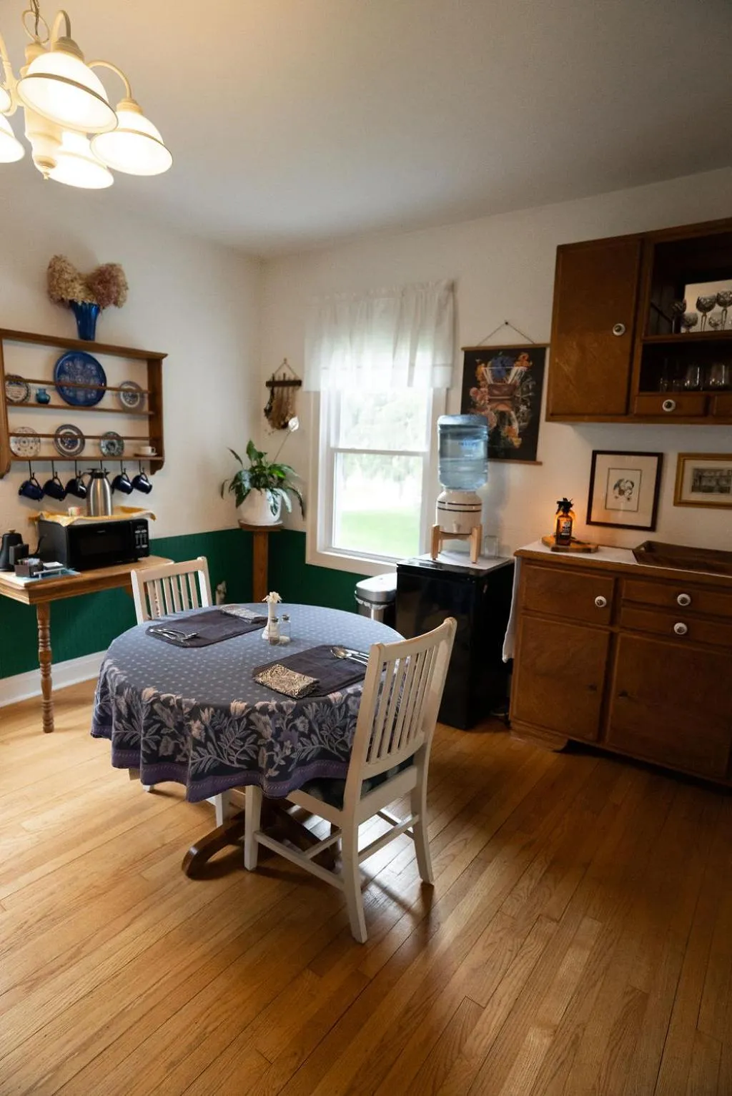 Dining area in Garden Grove Inn Bed and Breakfast