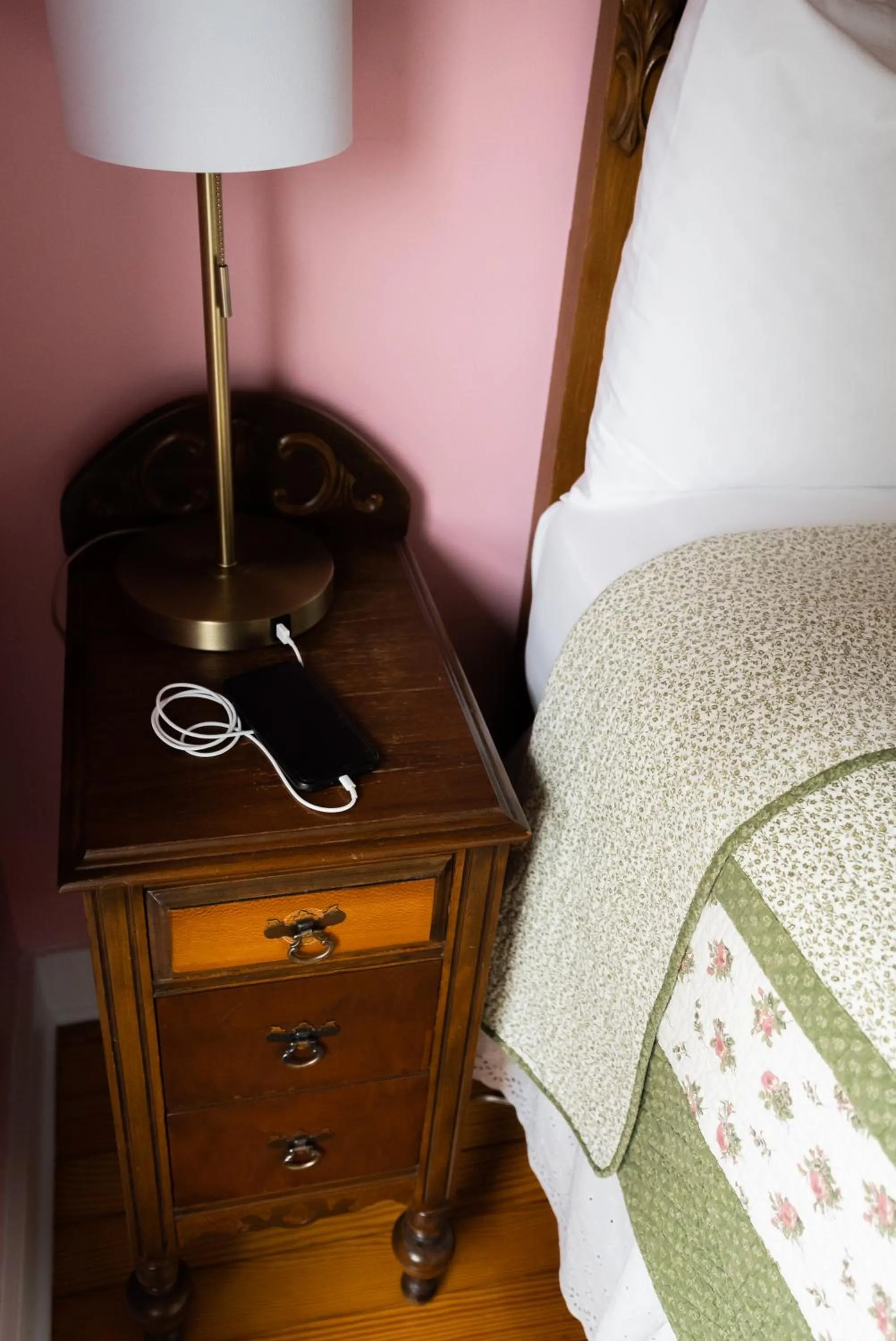 Decorative detail, Bed in Garden Grove Inn Bed and Breakfast