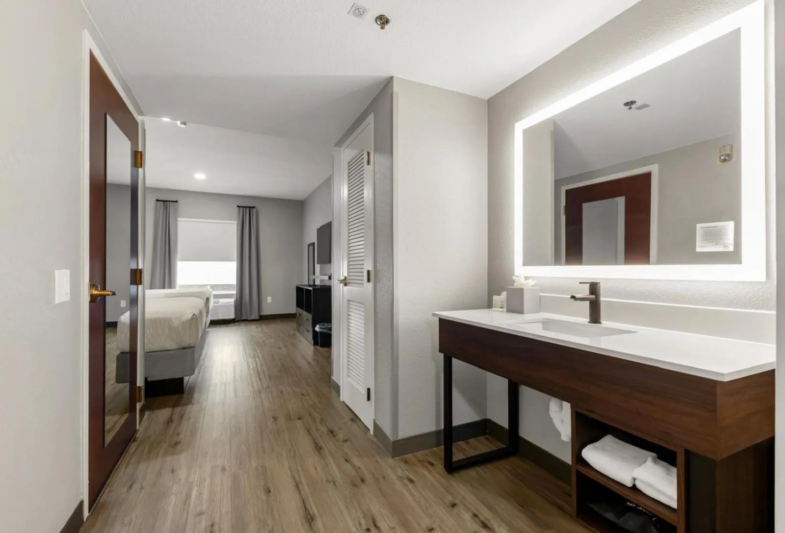 Bed in Hawthorn Extended Stay by Wyndham College Station