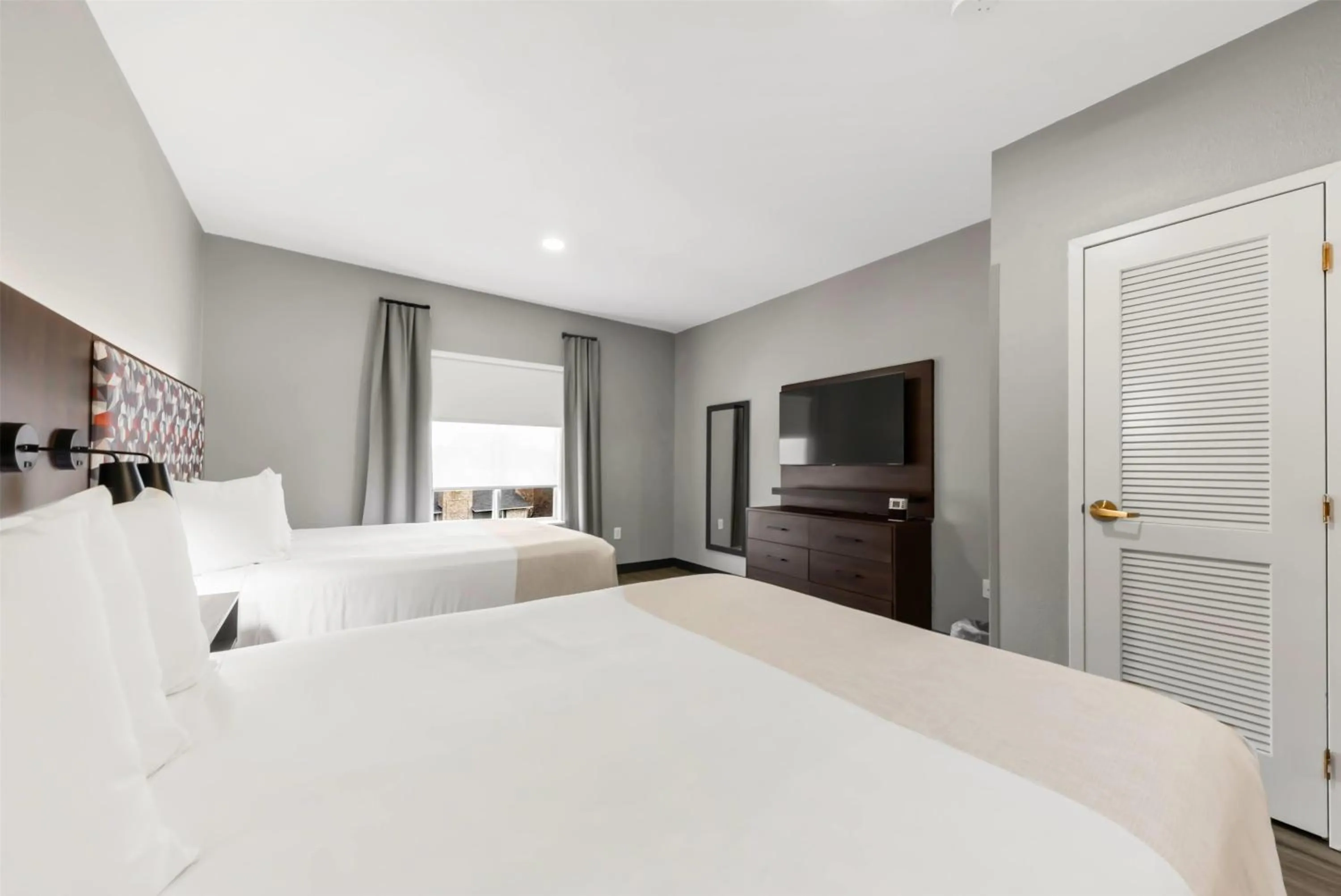 Photo of the whole room, Bed in Hawthorn Extended Stay by Wyndham College Station