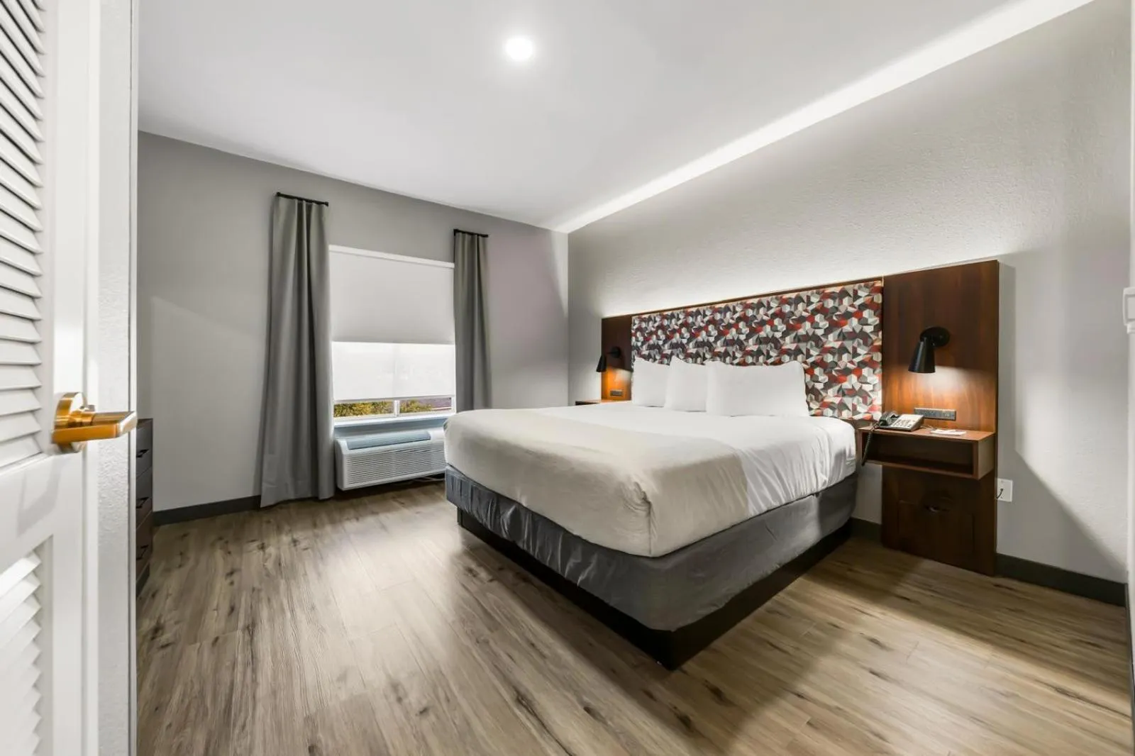 Bedroom, Bed in Hawthorn Extended Stay by Wyndham College Station