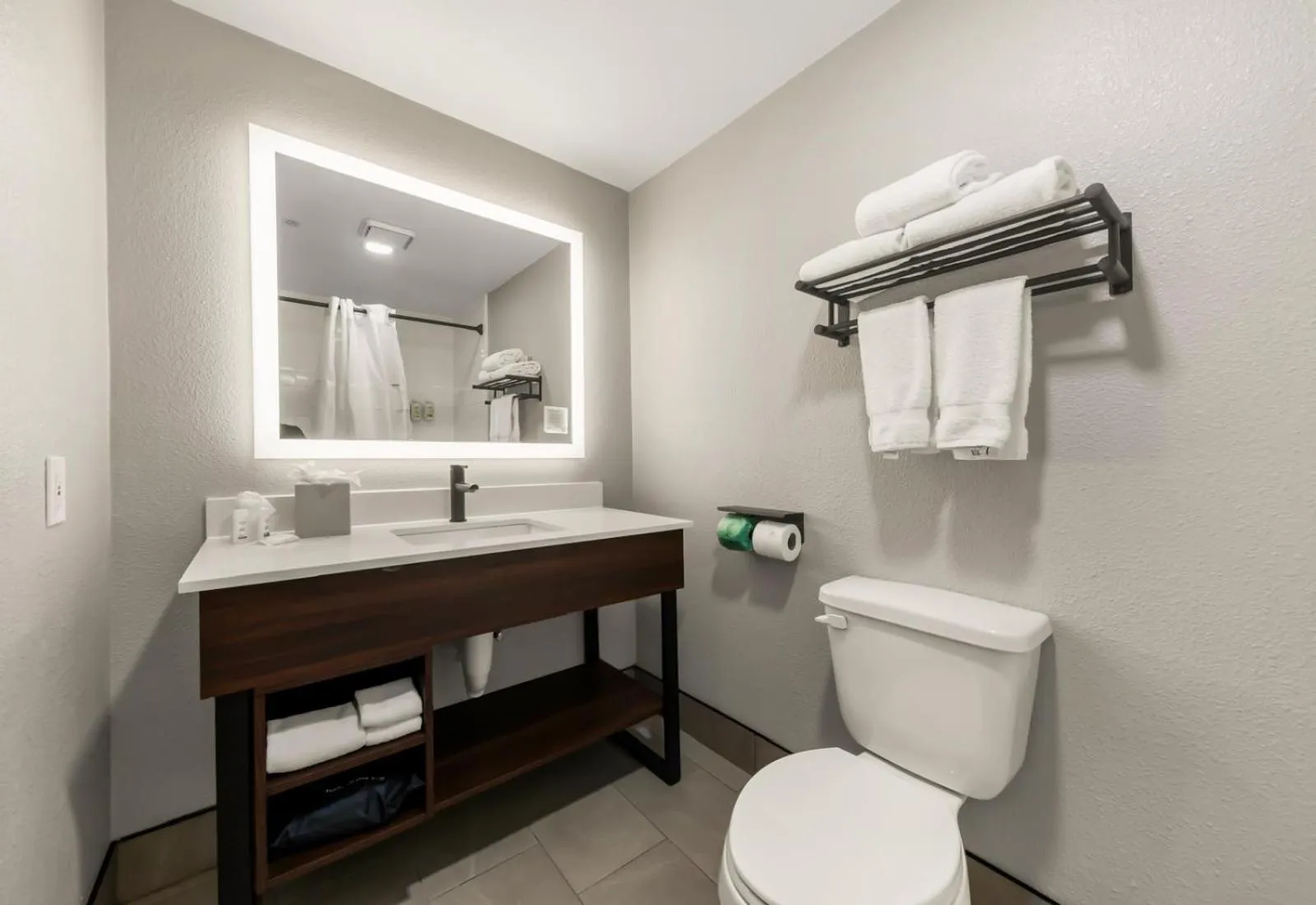 Hawthorn Extended Stay by Wyndham College Station