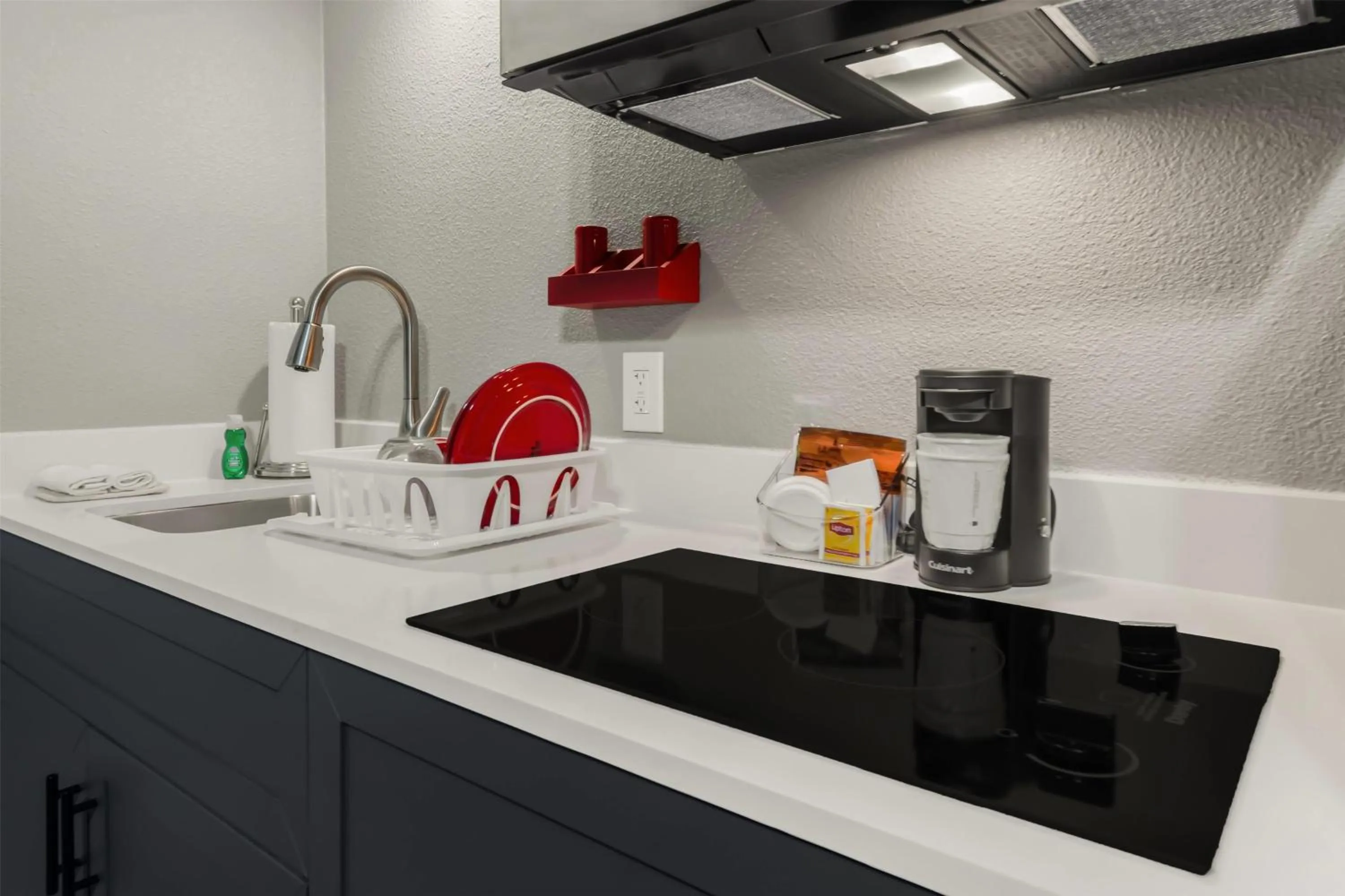 Photo of the whole room in Hawthorn Extended Stay by Wyndham College Station