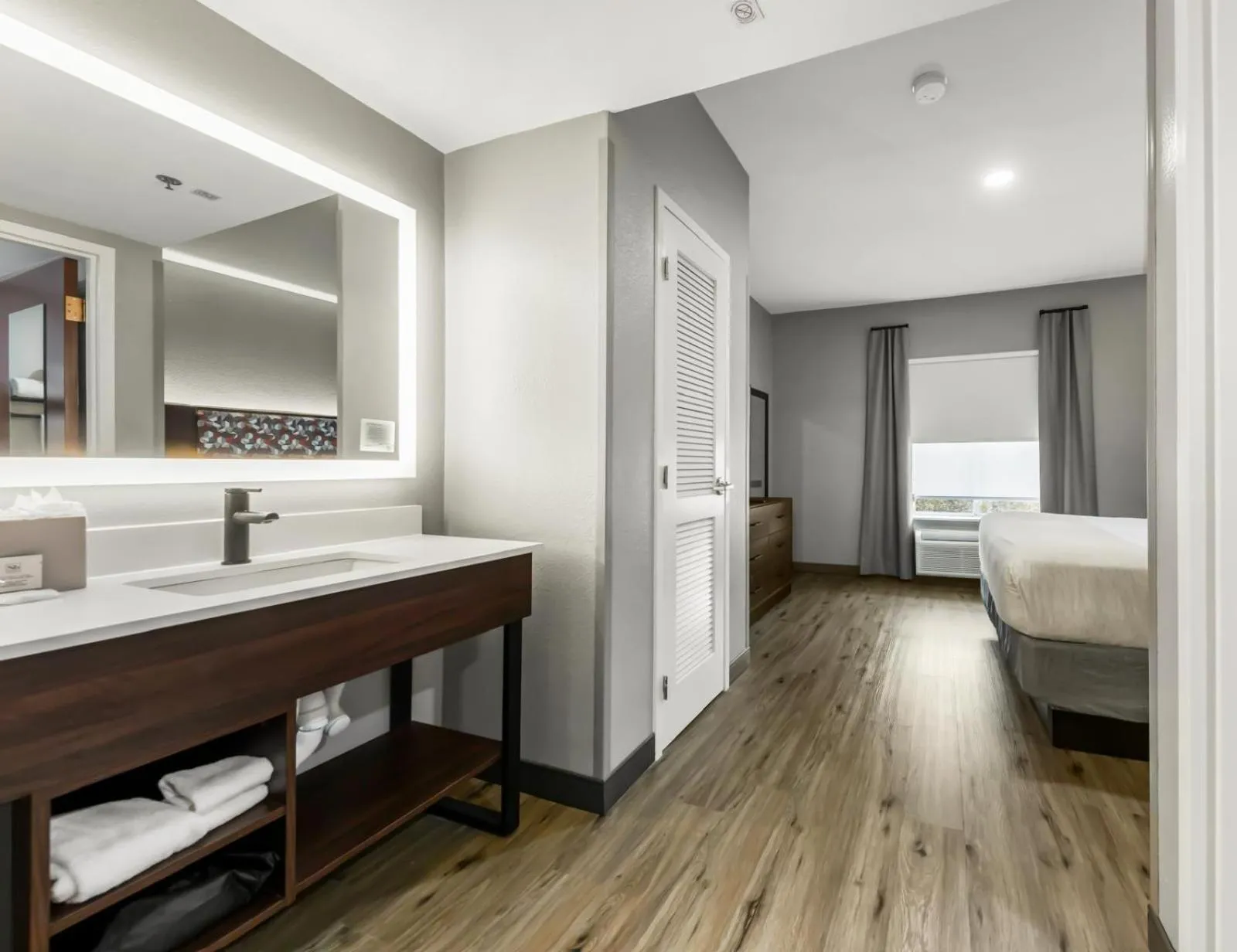 Bed in Hawthorn Extended Stay by Wyndham College Station