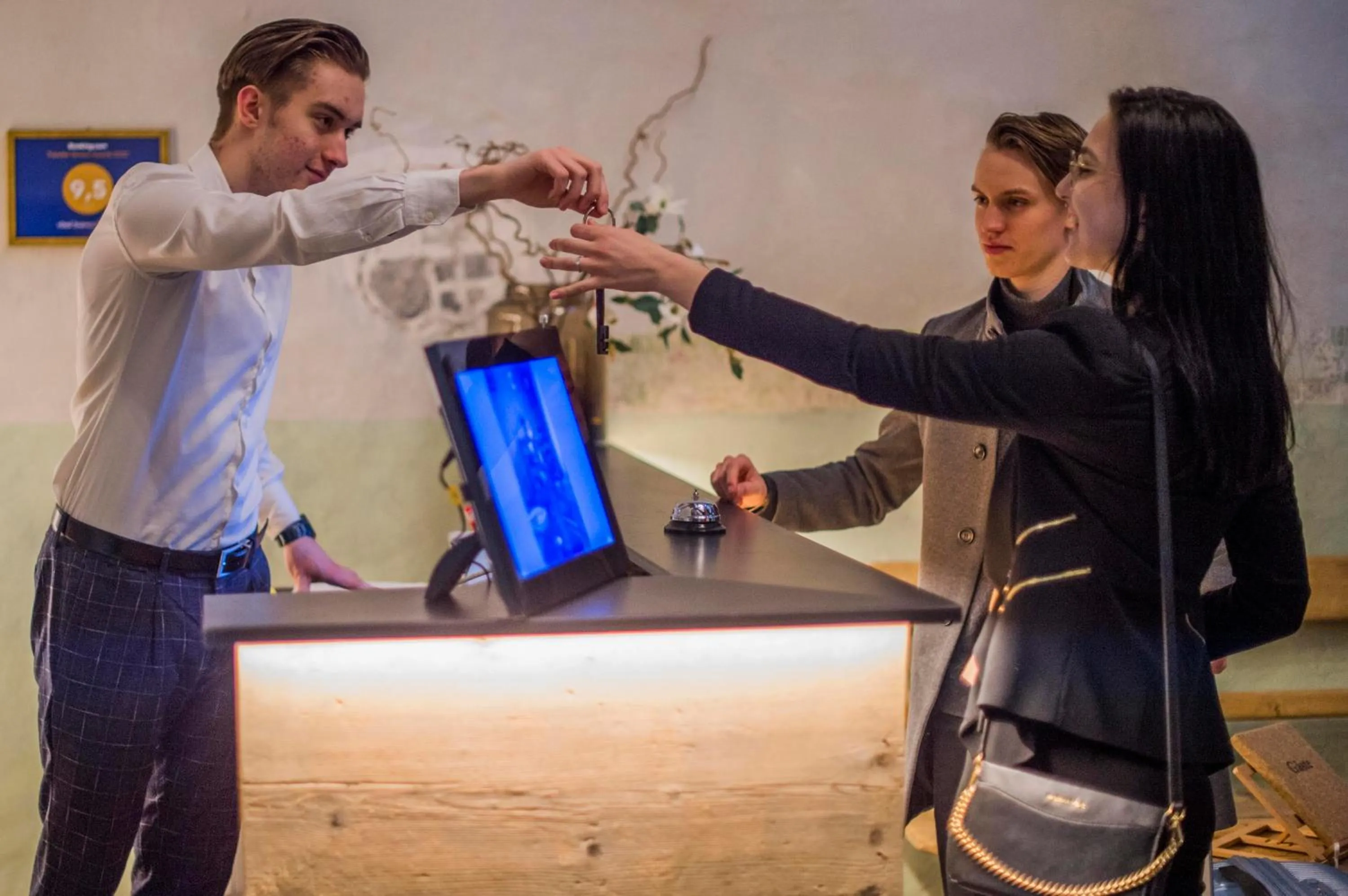 group of guests in rössl bianco b&b&b