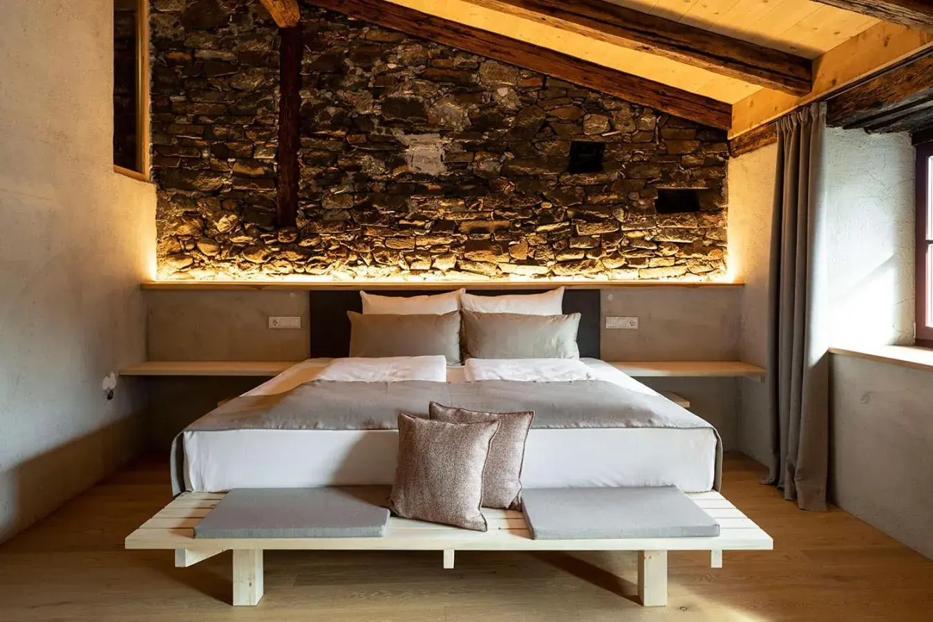 Double Room - single occupancy in rössl bianco b&b&b Double Room - single occupancy in rössl bianco b&b&b