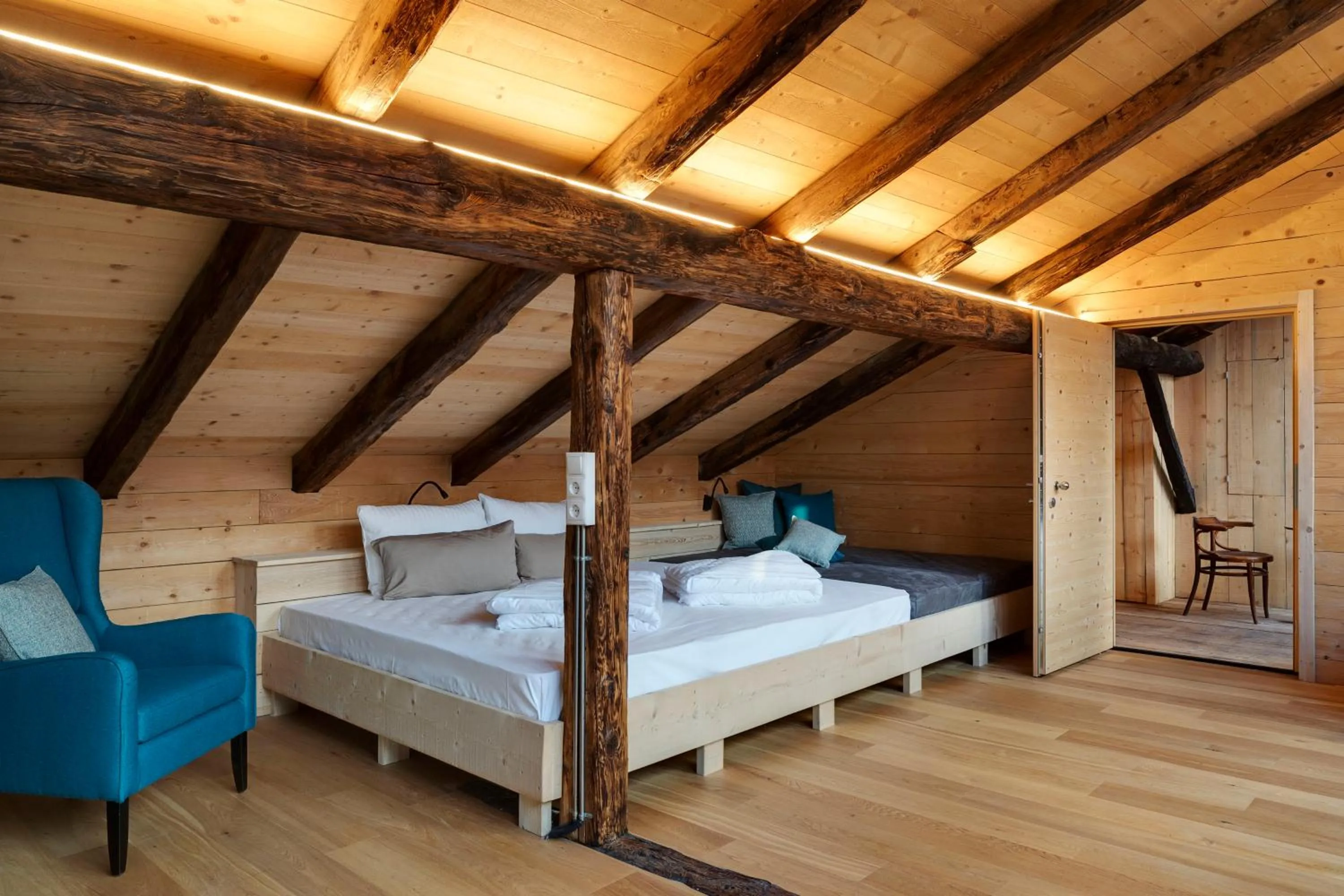 Photo of the whole room, Bed in rössl bianco b&b&b