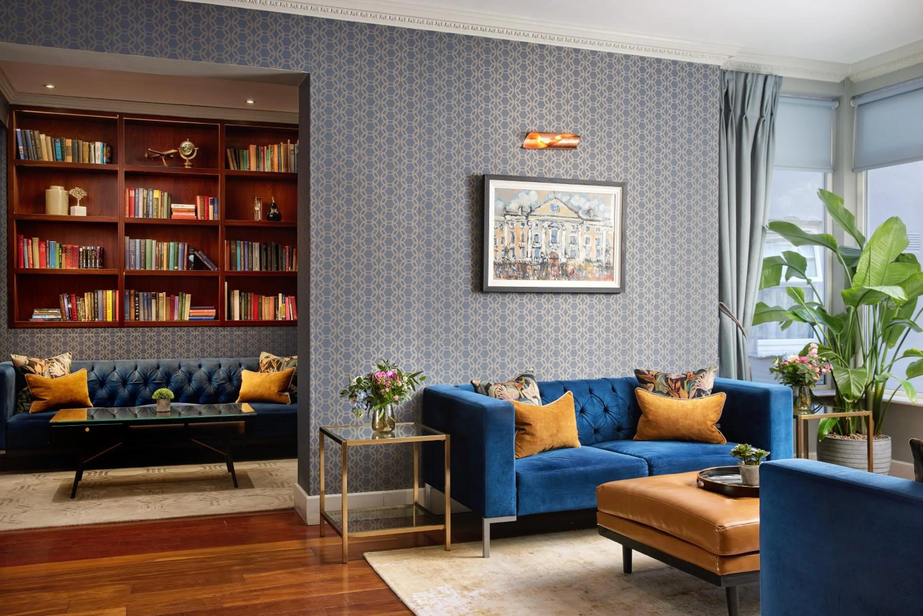 Lounge or bar in The Sandymount Hotel