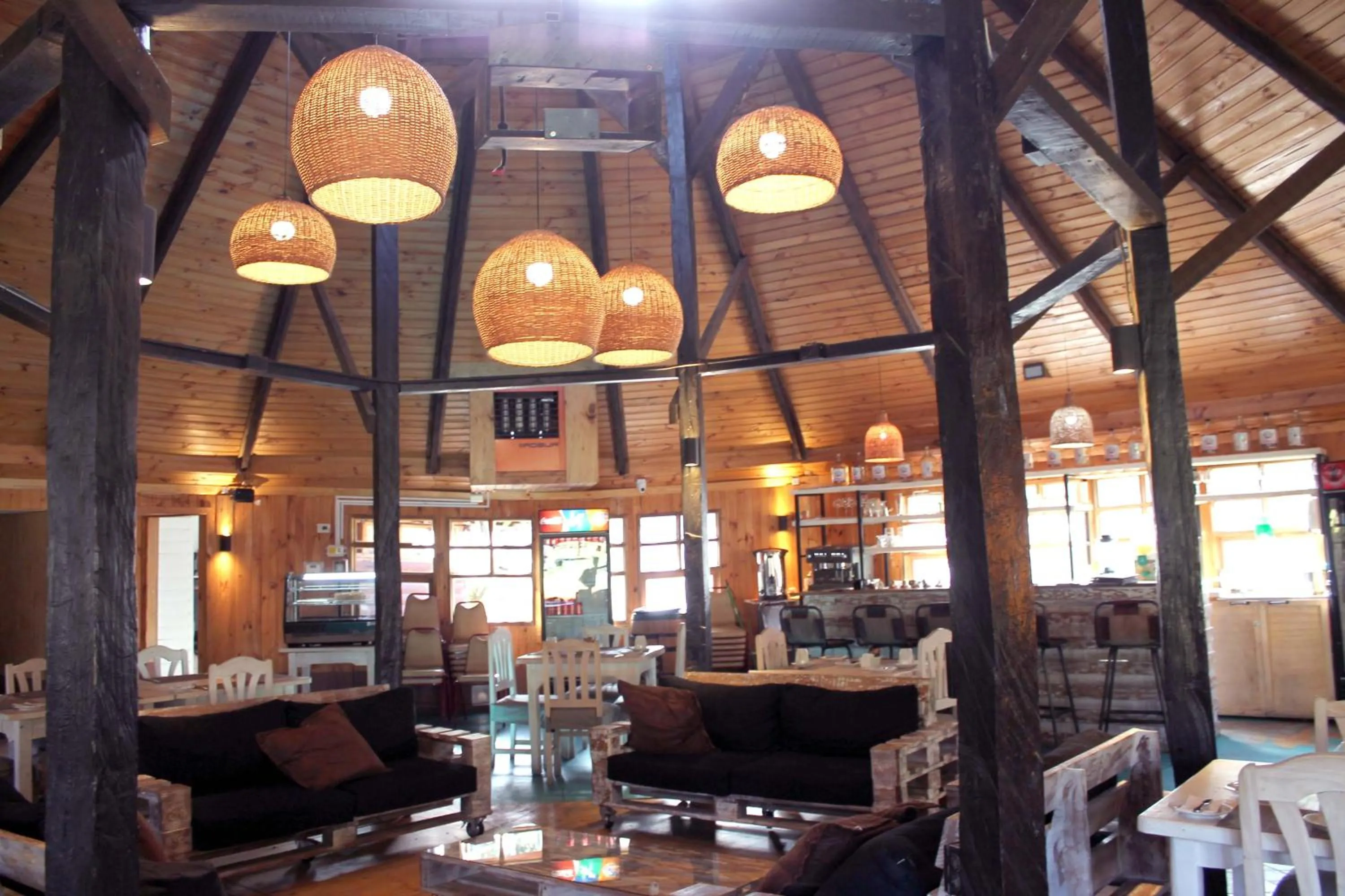 Restaurant/places to eat in Termas de Aguas Calientes