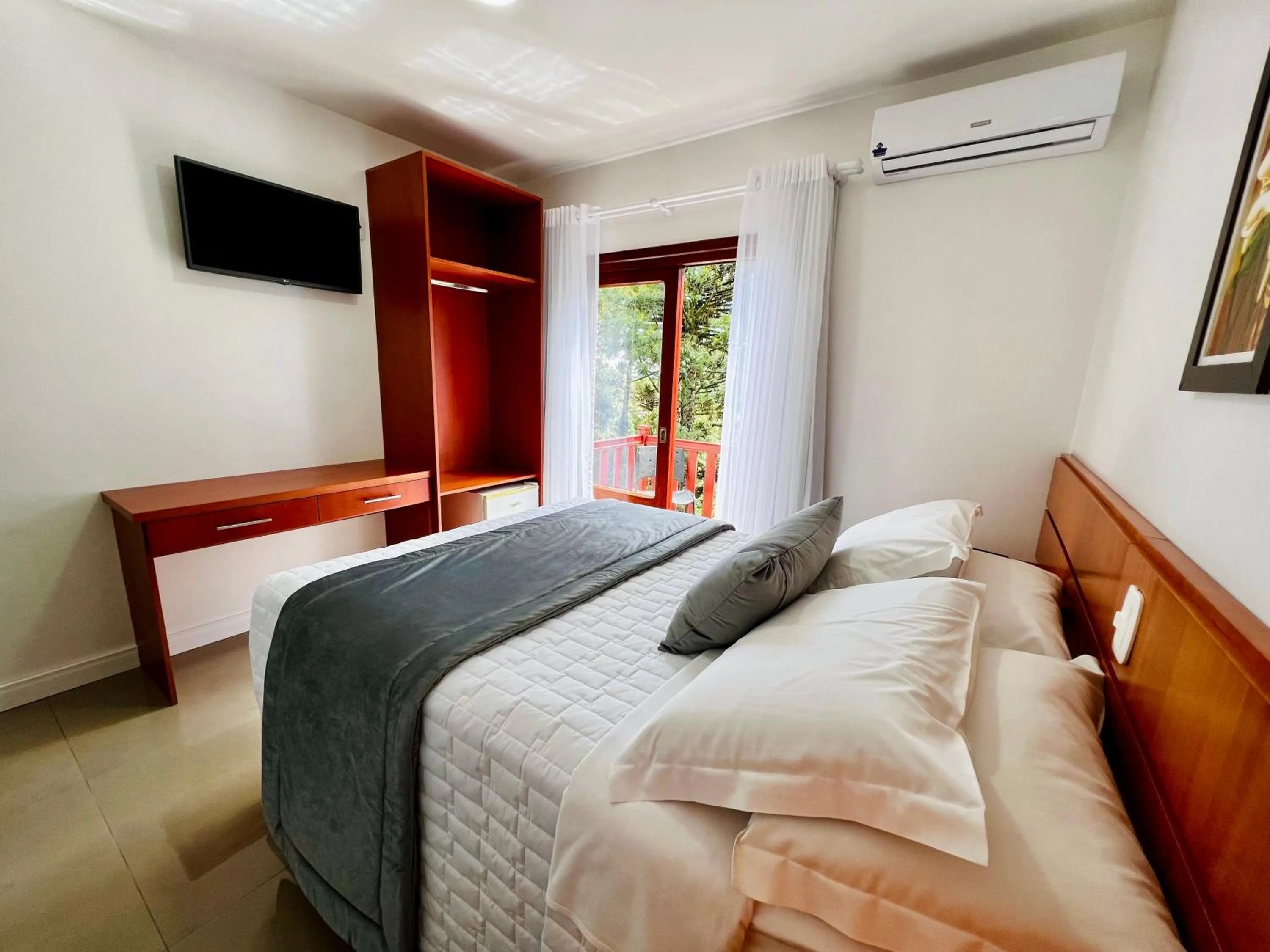 Bed in Pousada do Lago - Gramado