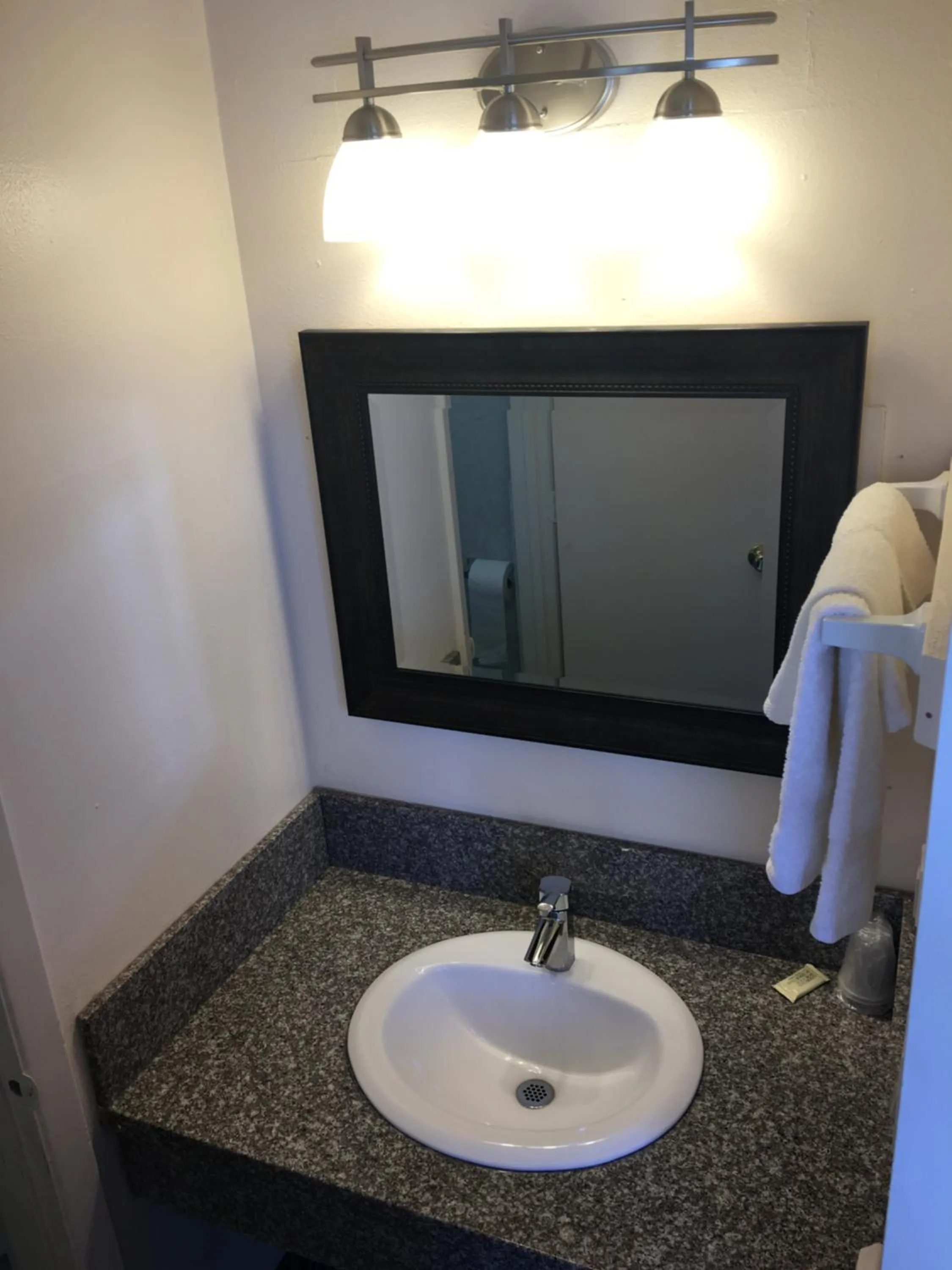 Bathroom in Budget Inn Motel
