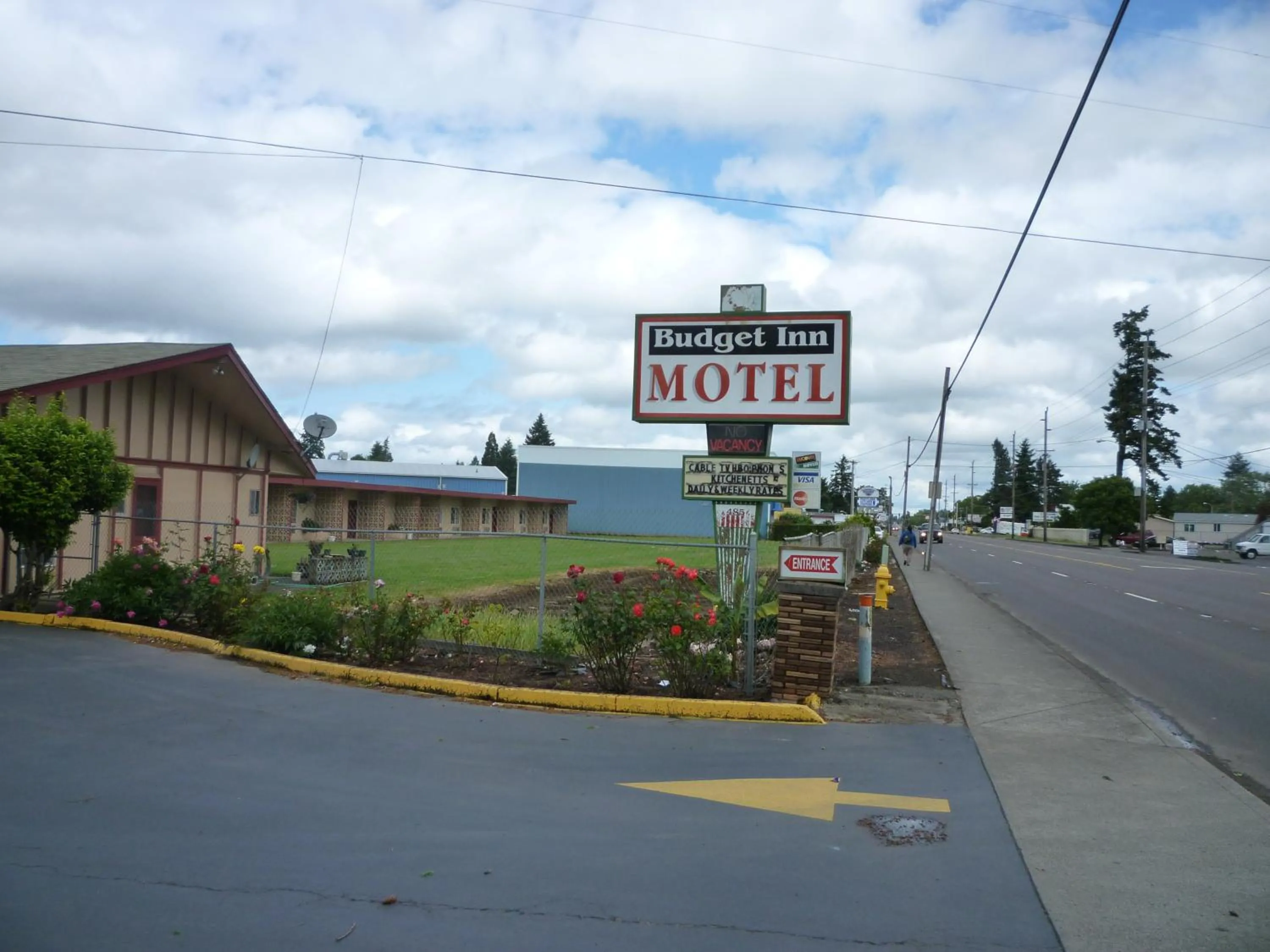 Facade/entrance in Budget Inn Motel