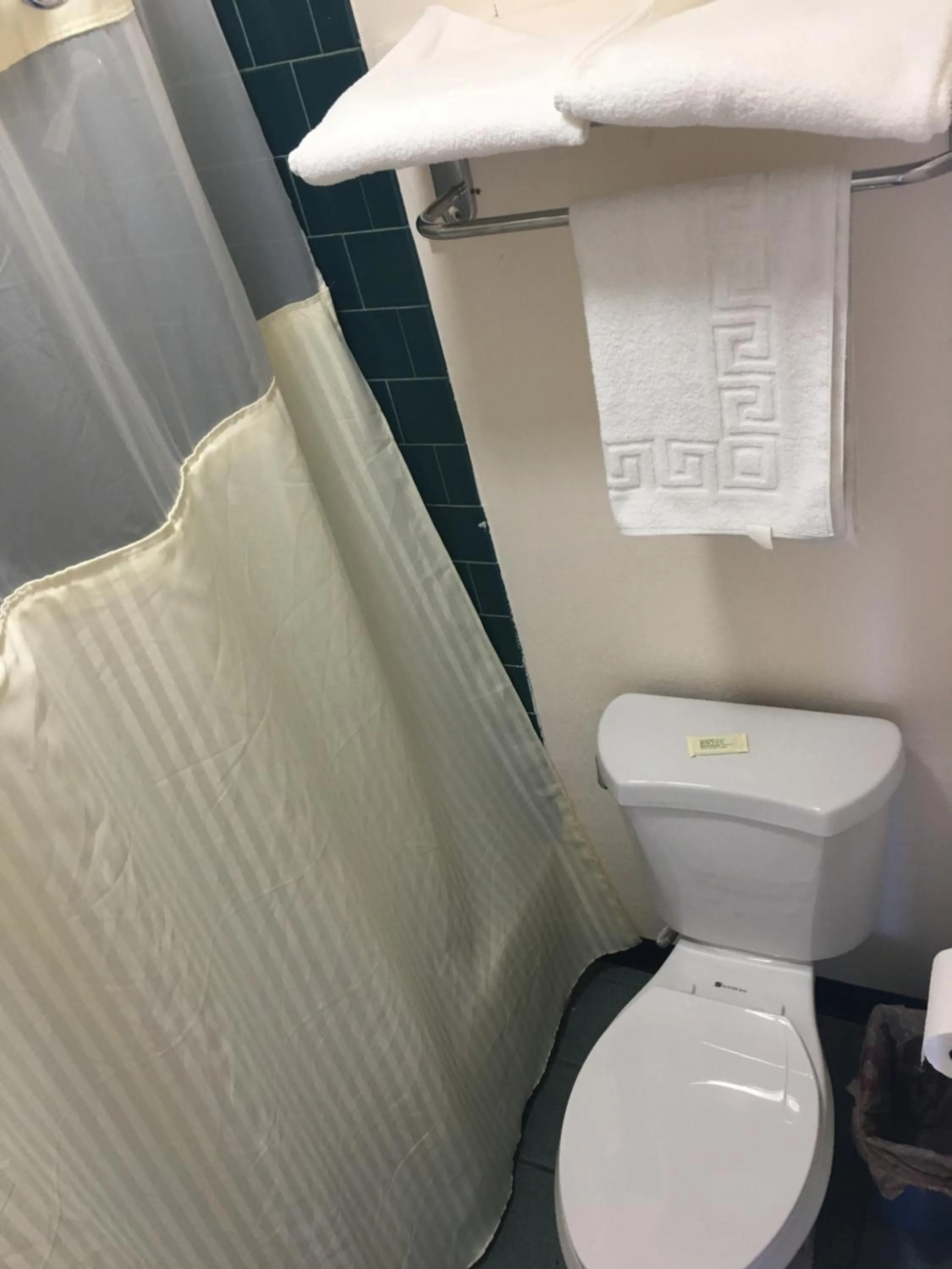 Bathroom in Budget Inn Motel