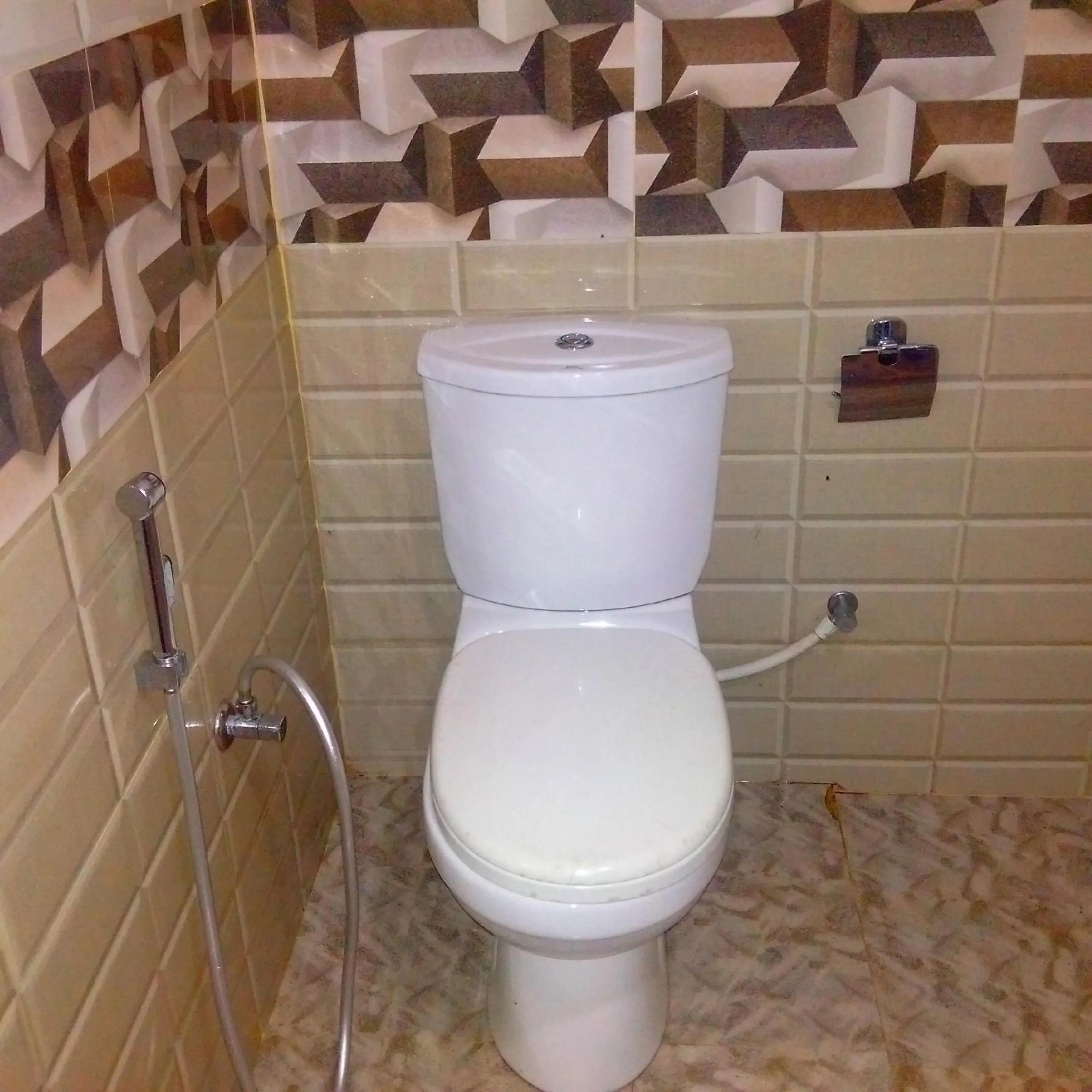 Toilet in Avian Garden Udawalawe