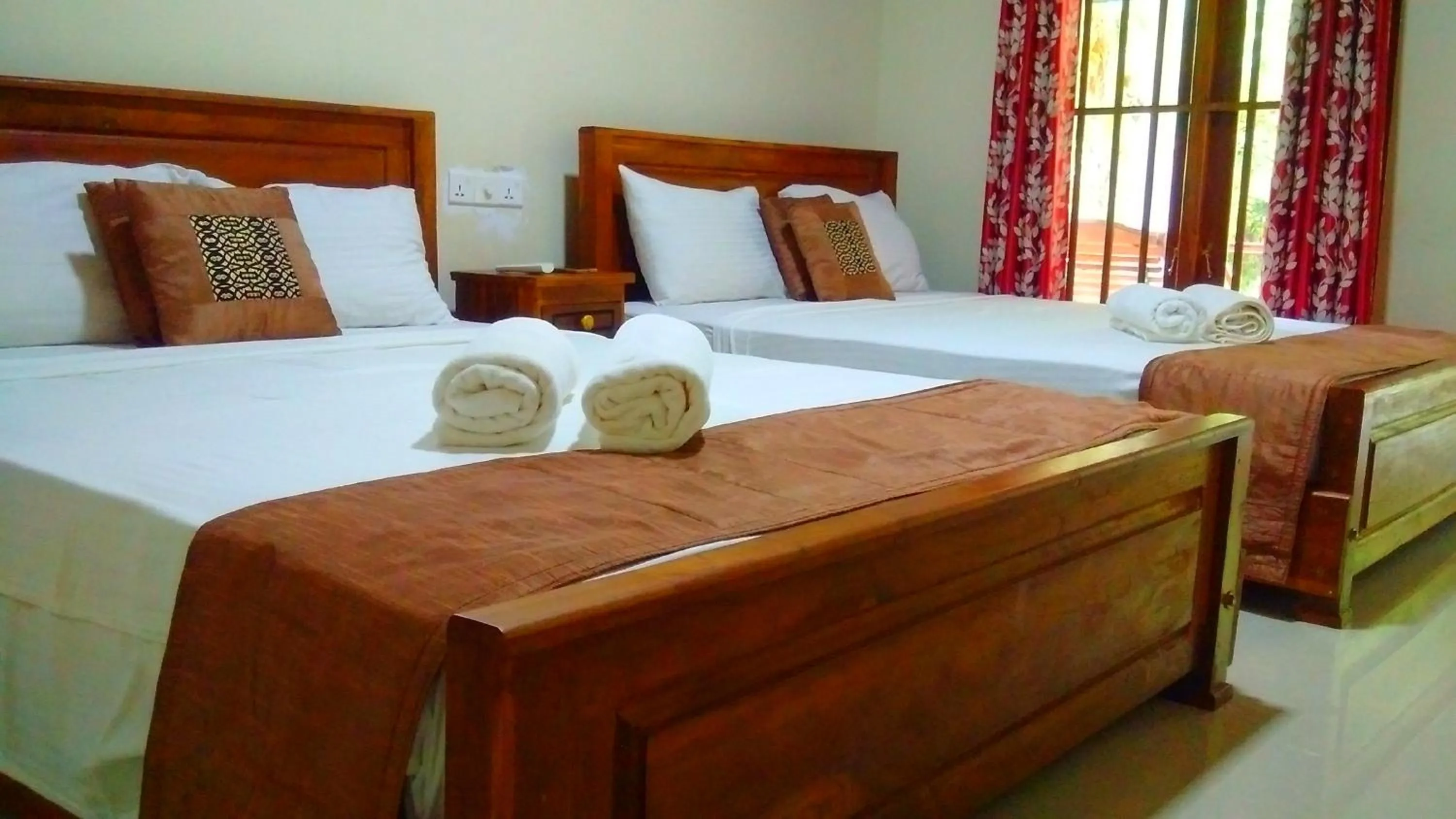 Bedroom, Bed in Avian Garden Udawalawe