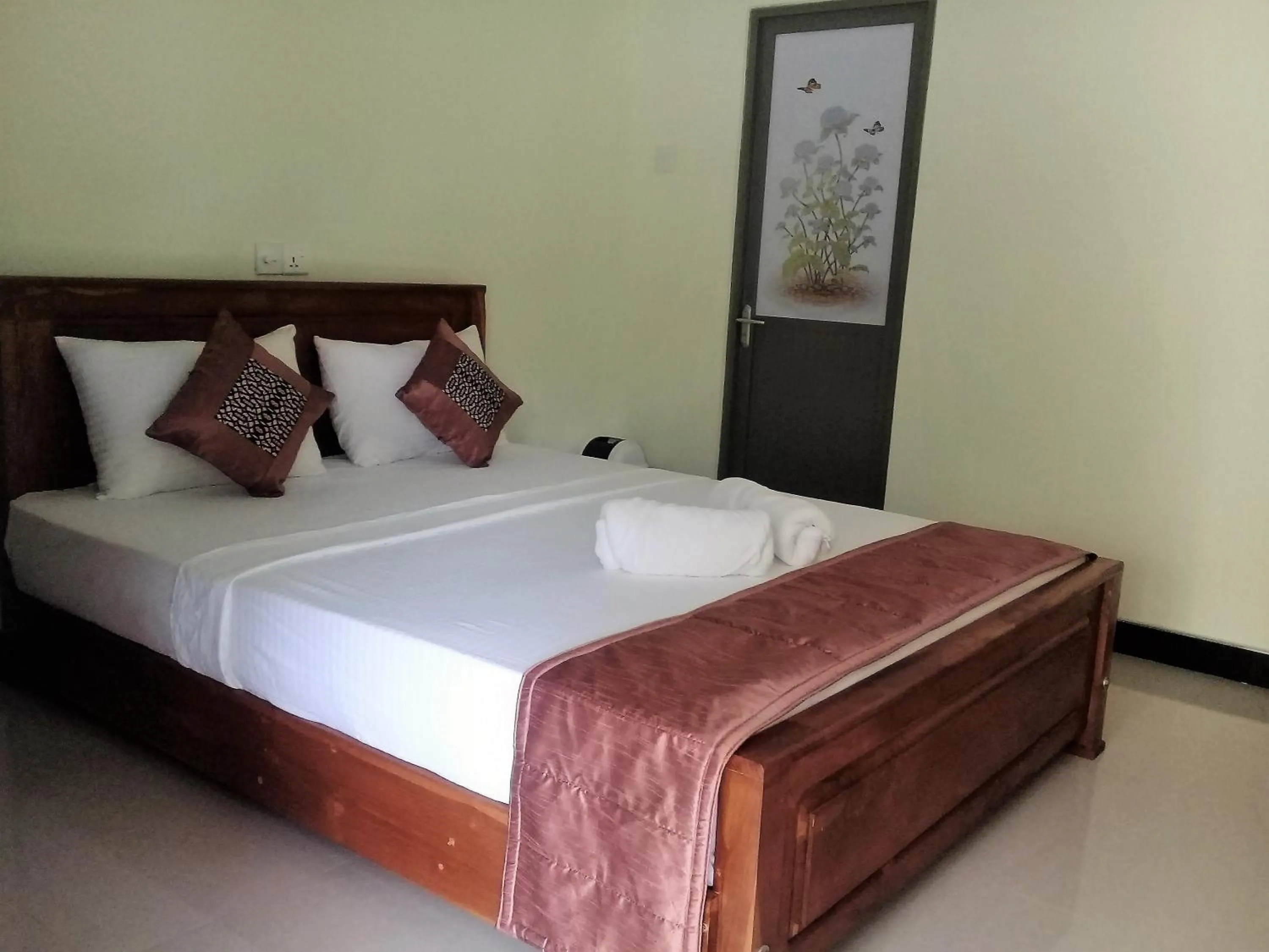 Bed in Avian Garden Udawalawe