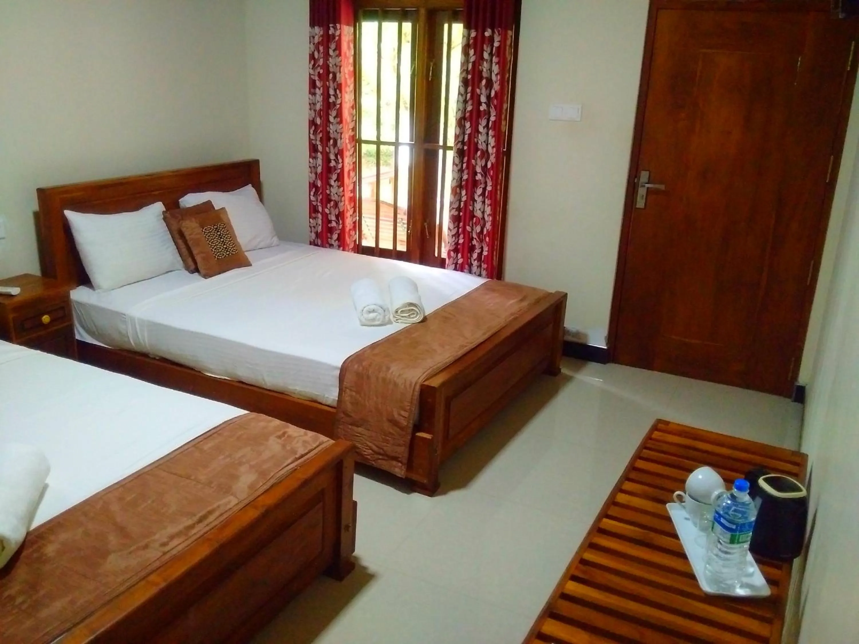 Bedroom, Bed in Avian Garden Udawalawe