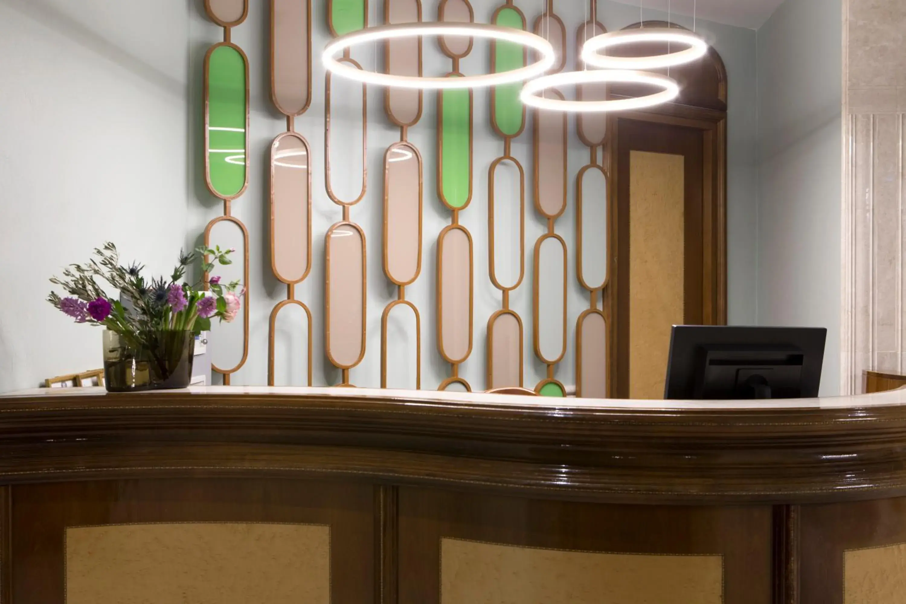 Lobby or reception in Zeus Essence Bucharest Venezia Lobby or reception in Zeus Essence Bucharest Venezia