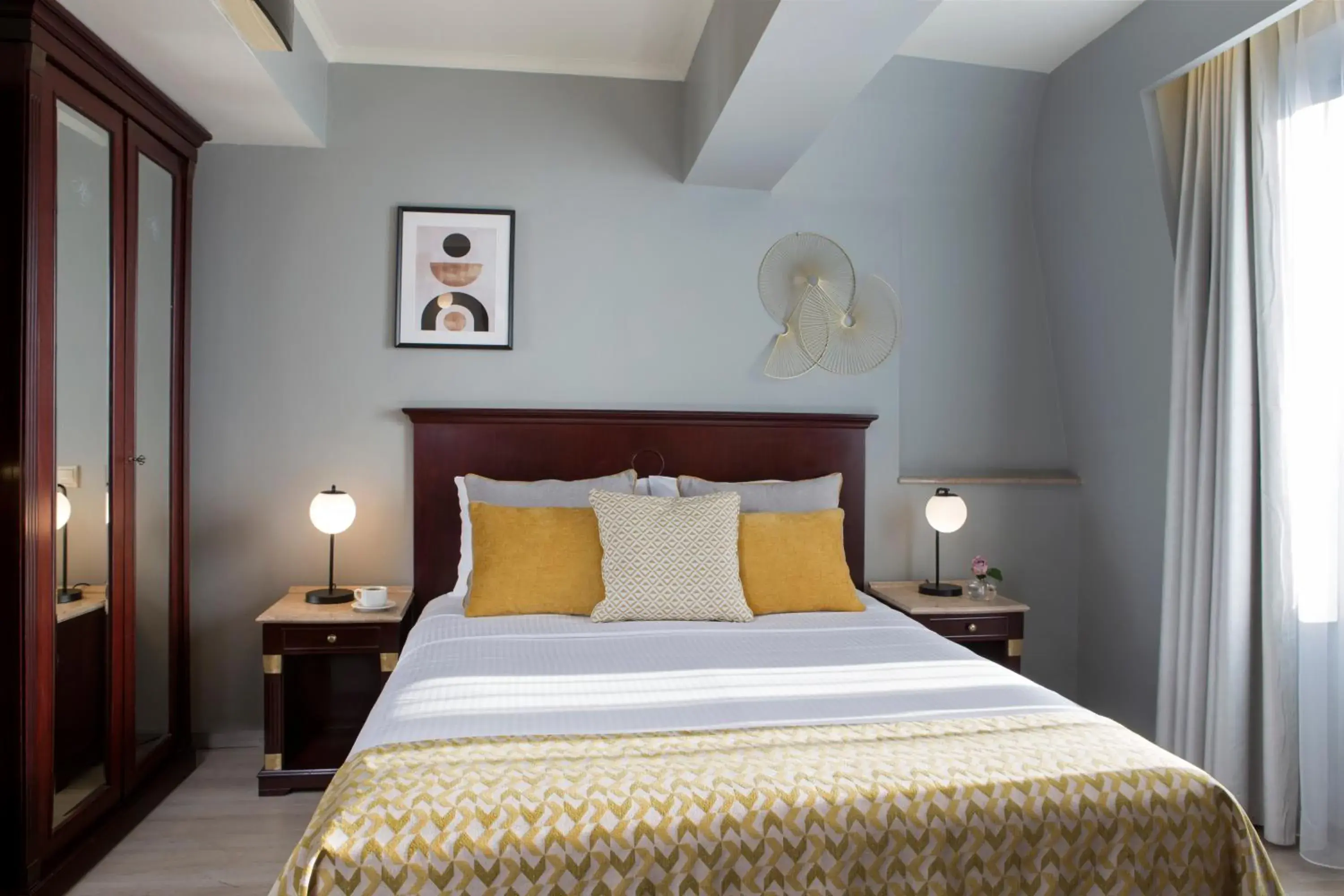 Photo of the whole room, Bed in Zeus Essence Bucharest Venezia Photo of the whole room, Bed in Zeus Essence Bucharest Venezia