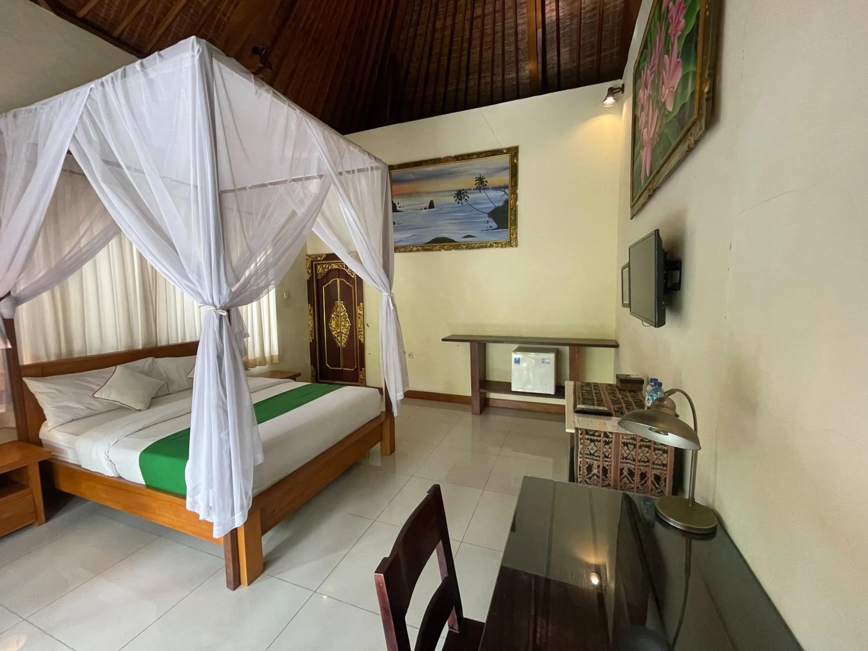 Bed in Graha Madesimon