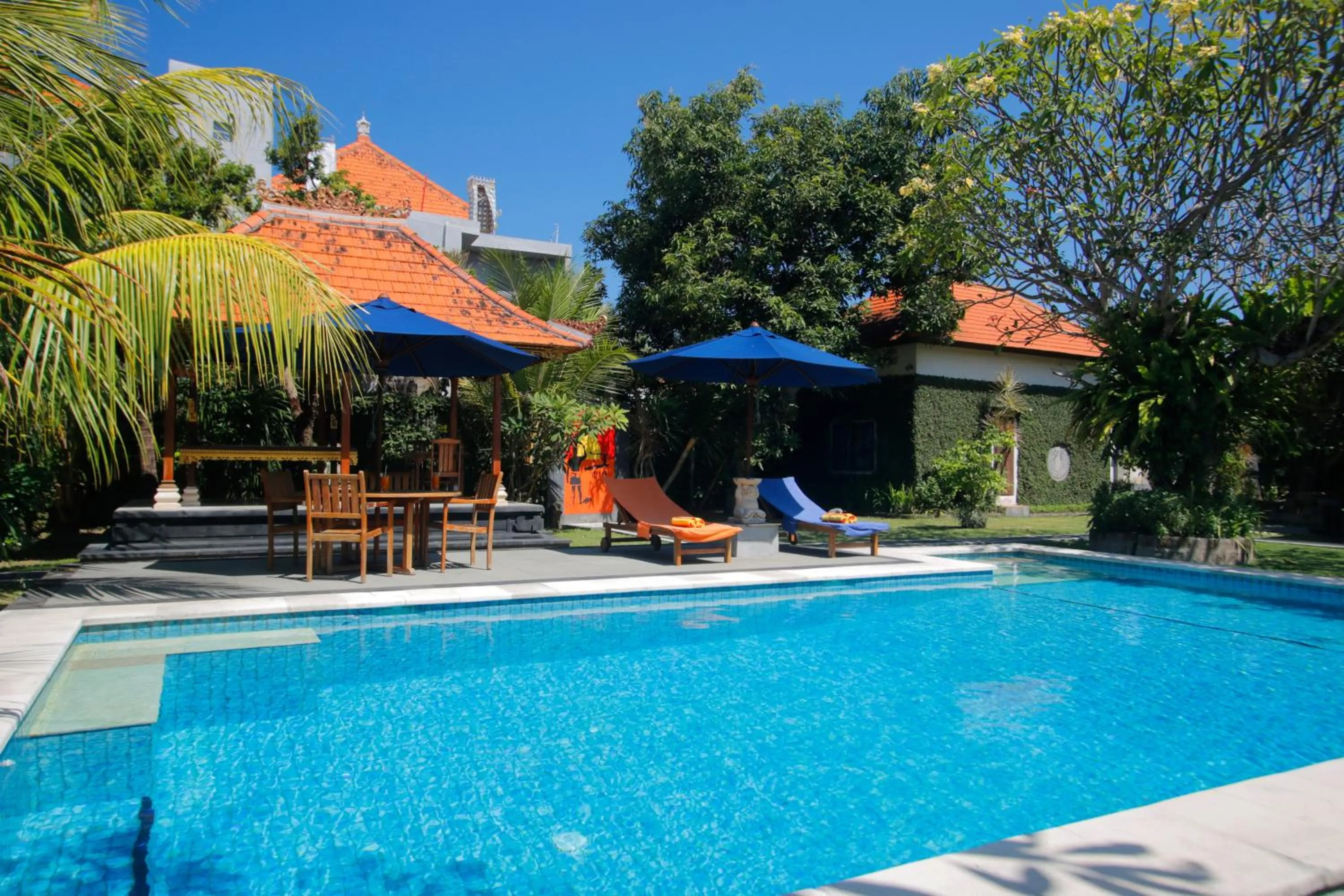 Swimming pool in Graha Madesimon