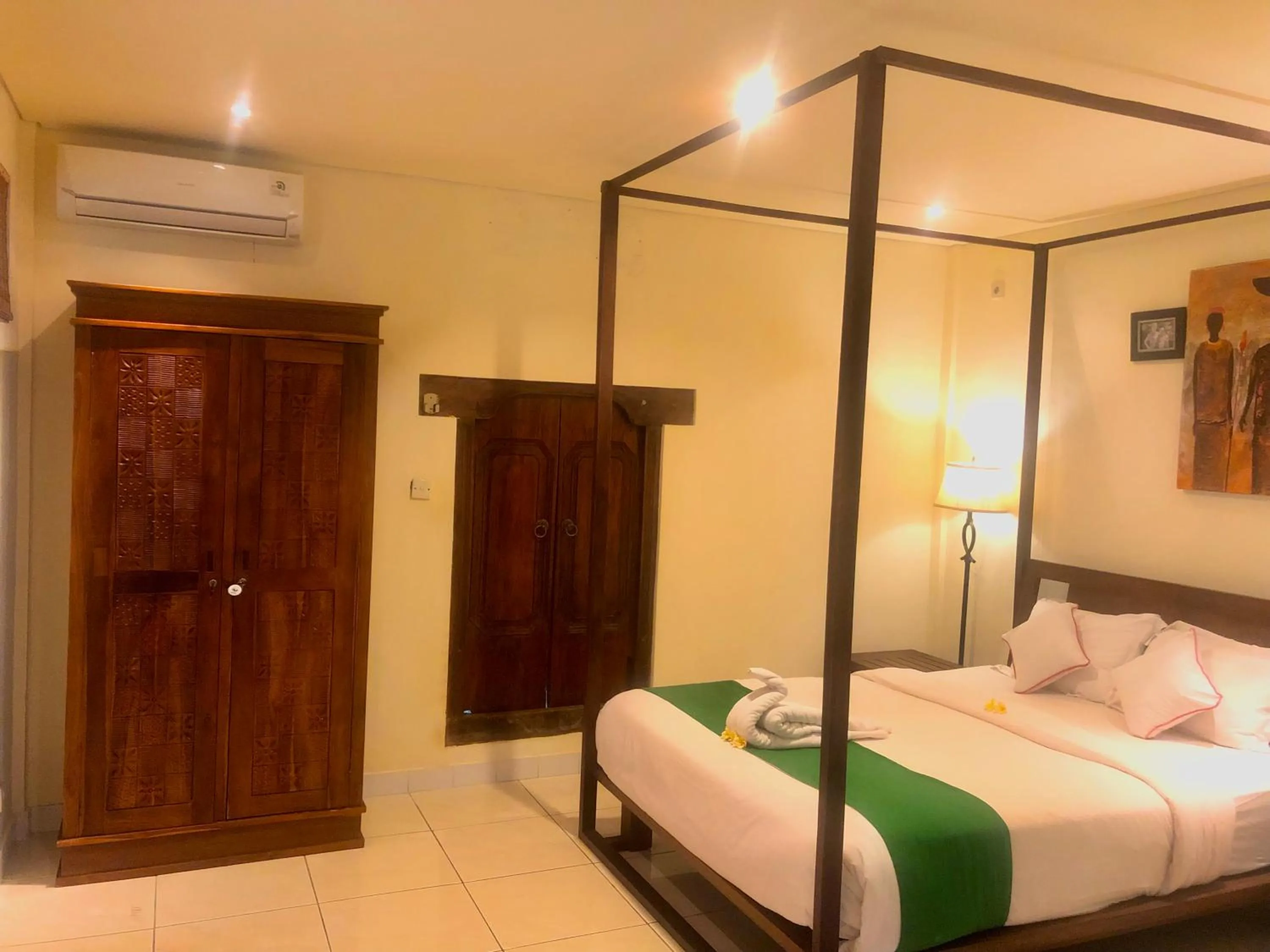 Bed in Graha Madesimon