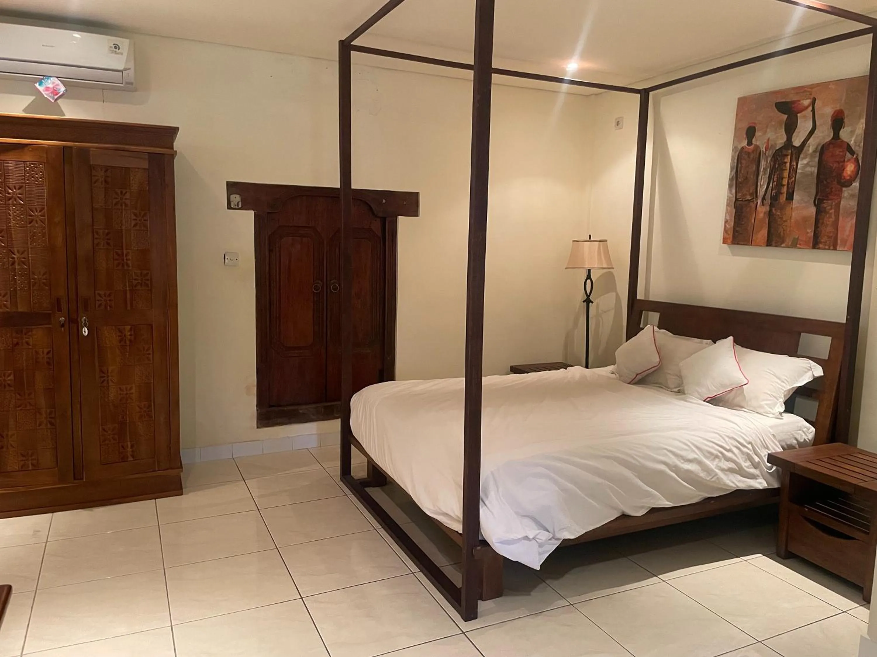 Bed in Graha Madesimon