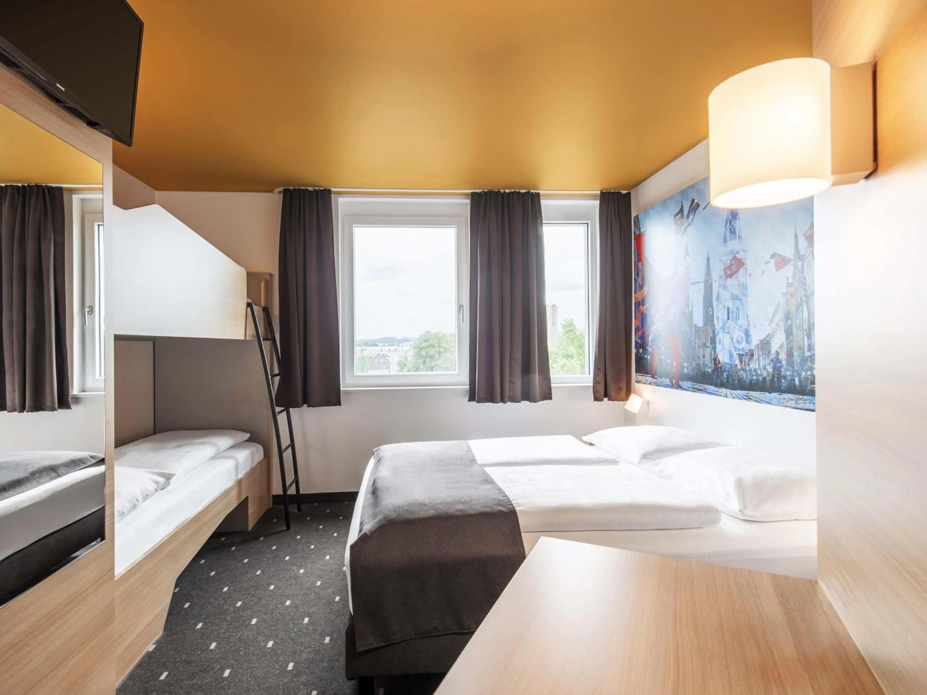 Photo of the whole room, Bed in B&B Hotel Landshut