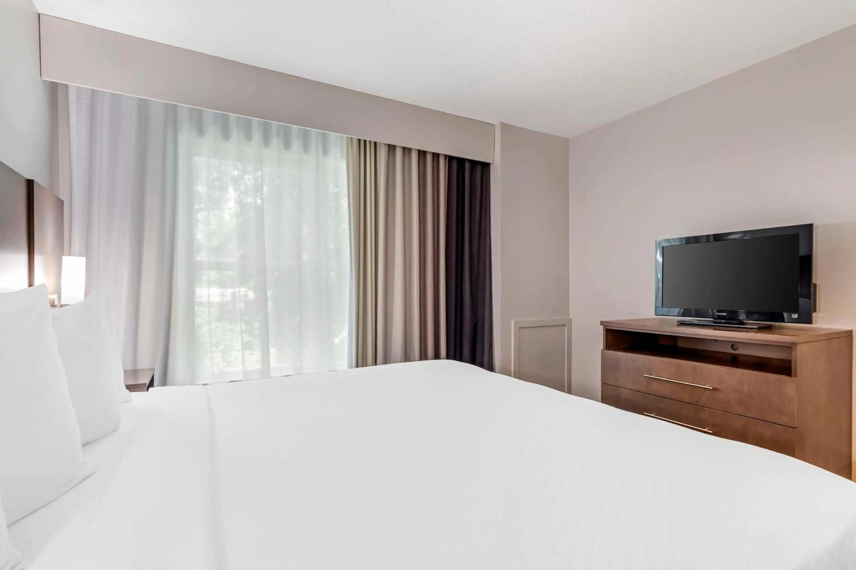 Bedroom, Bed in Country Inn & Suites by Radisson, Annapolis, MD