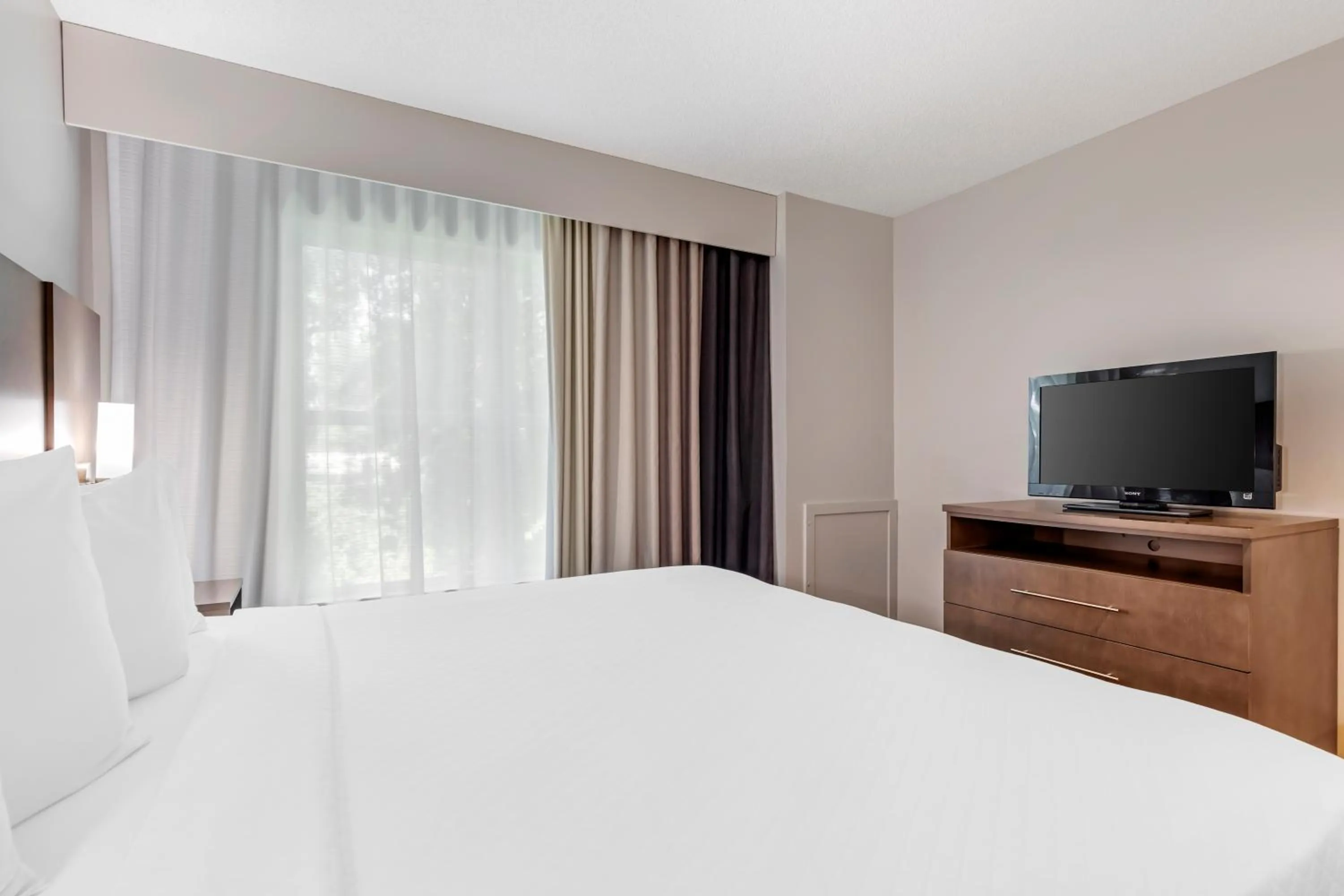 Bed in Country Inn & Suites by Radisson, Annapolis, MD