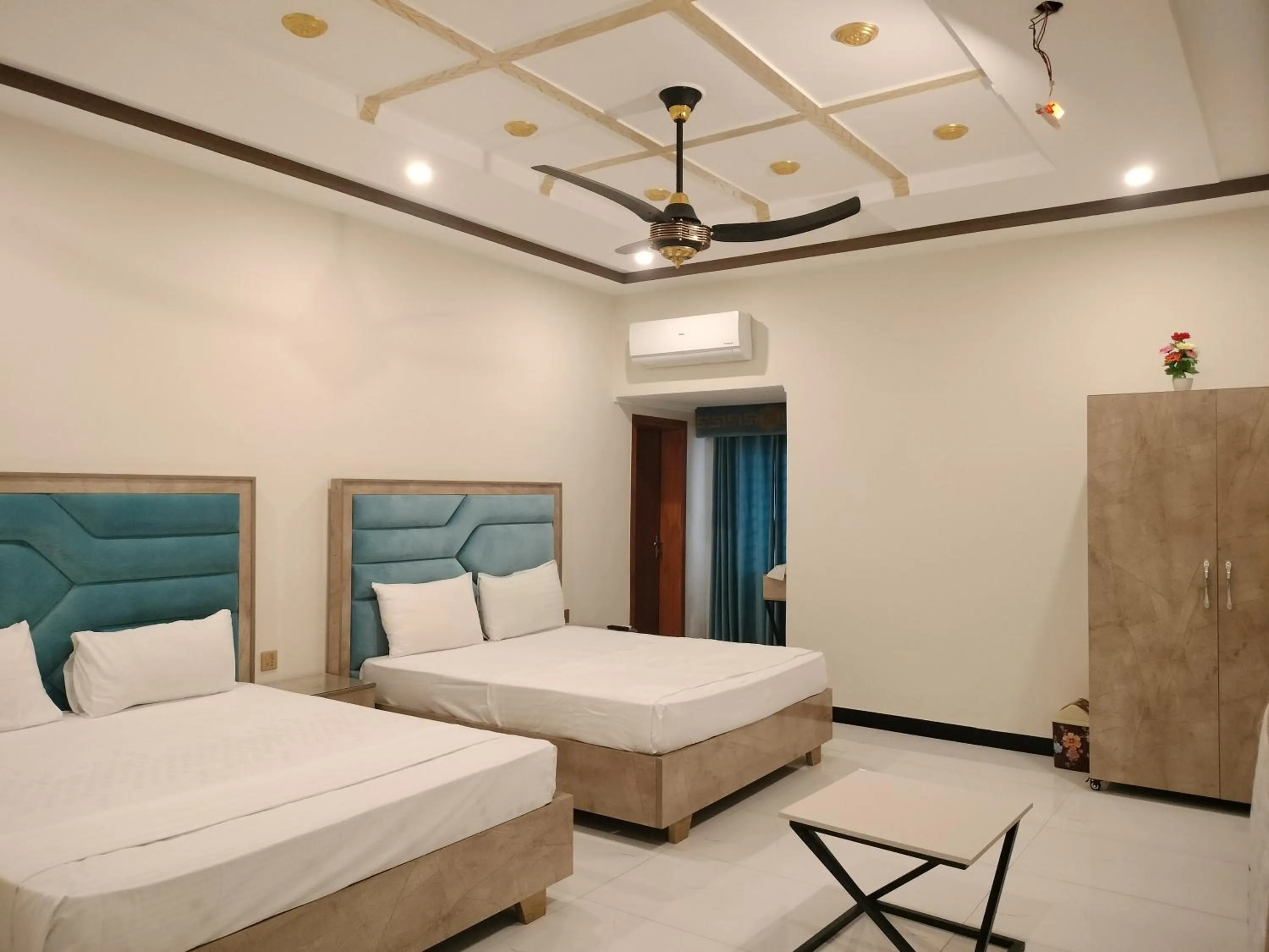 Dove Inn Hotel Kalma Chowk