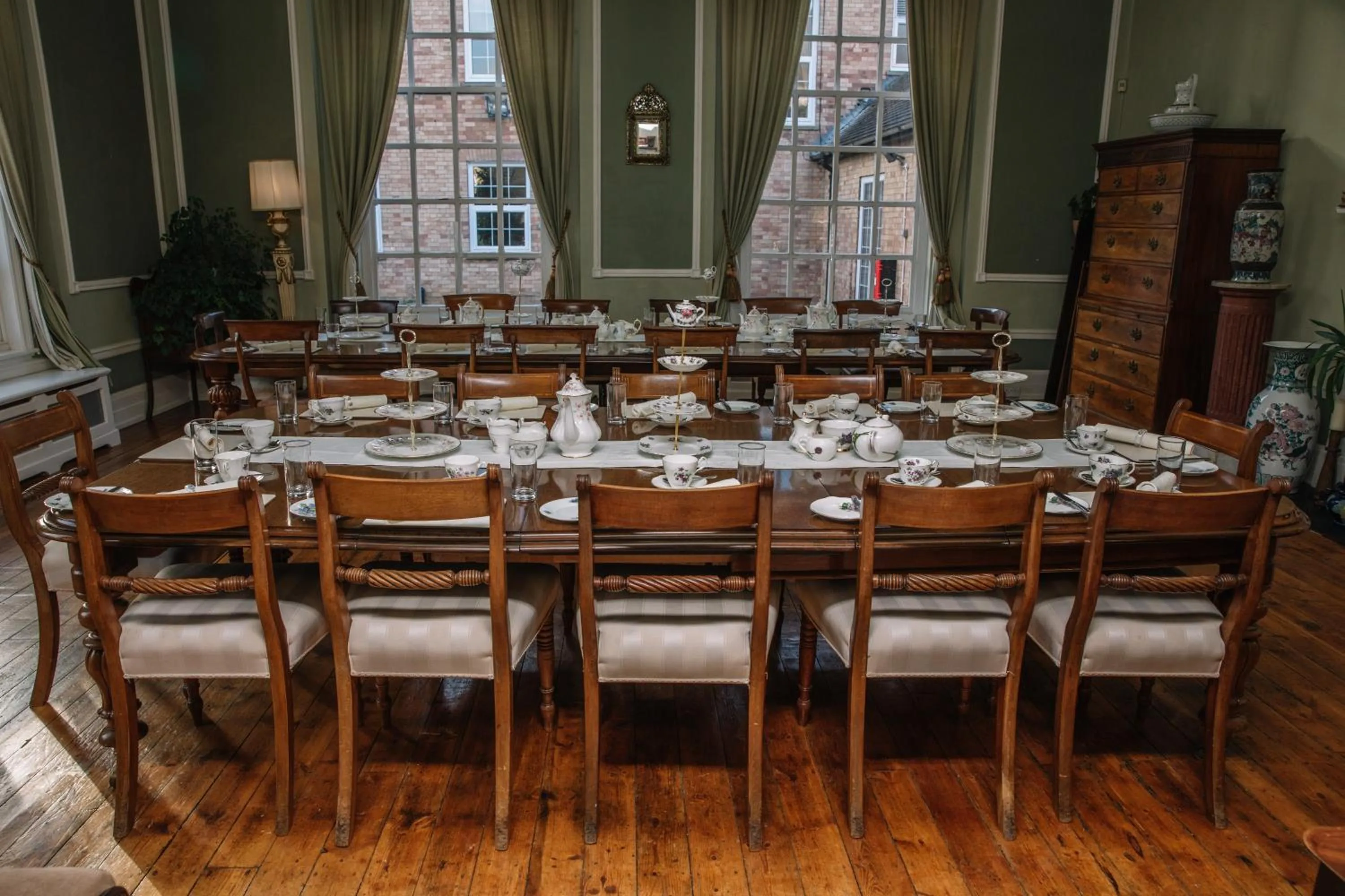 Dining area in Hemswell Court