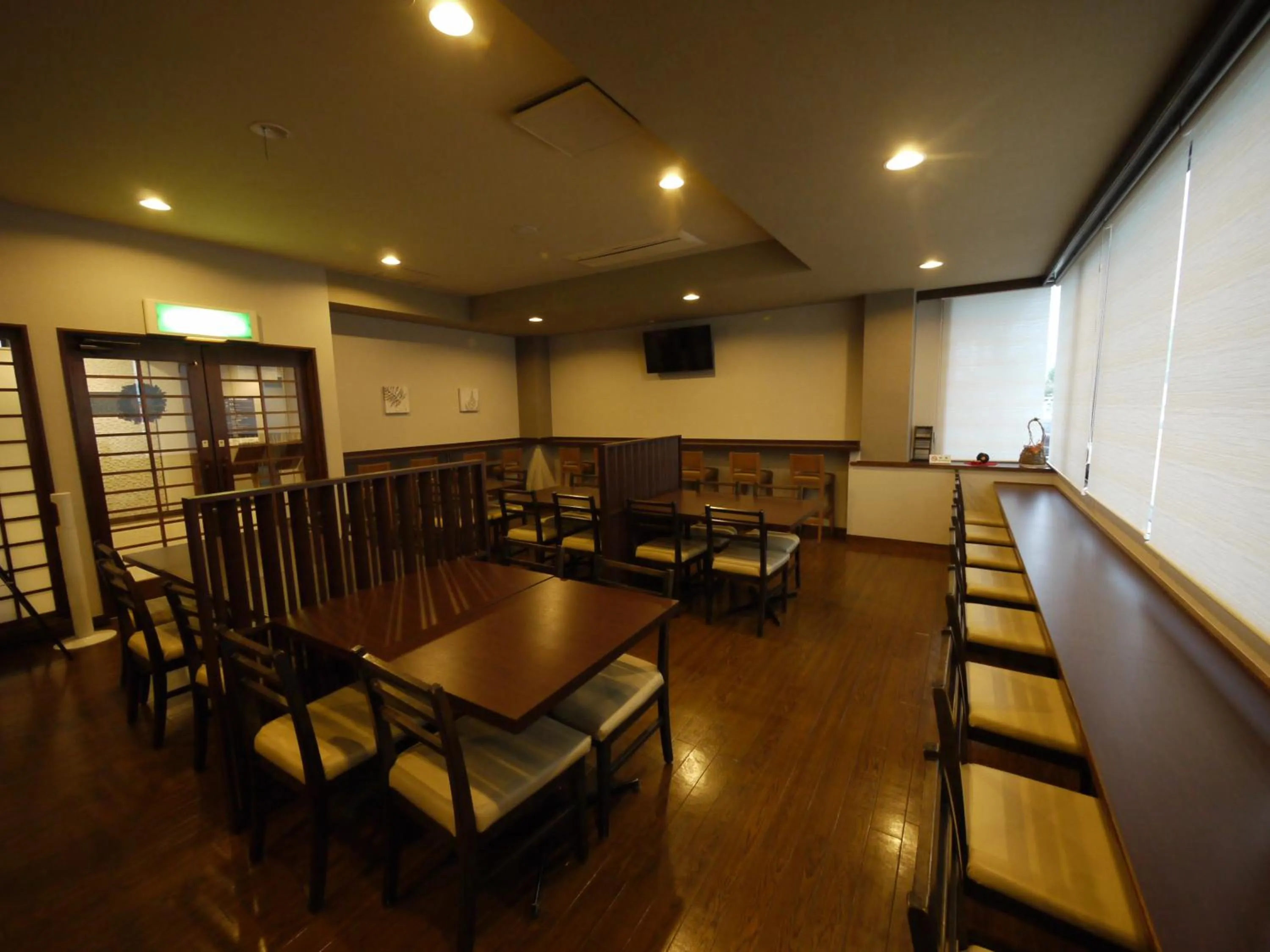 Restaurant/places to eat in Hotel Route-Inn Court Kofu Isawa