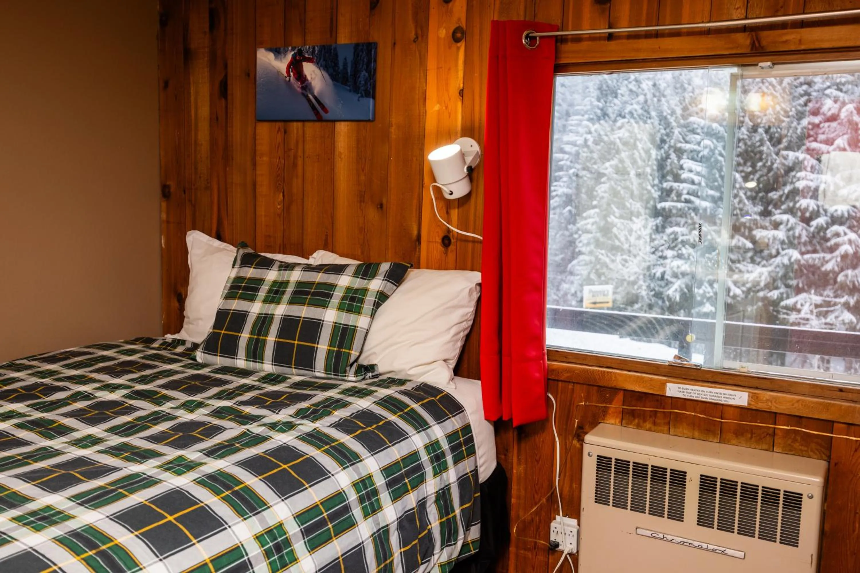 Bed in Red Shutter Inn