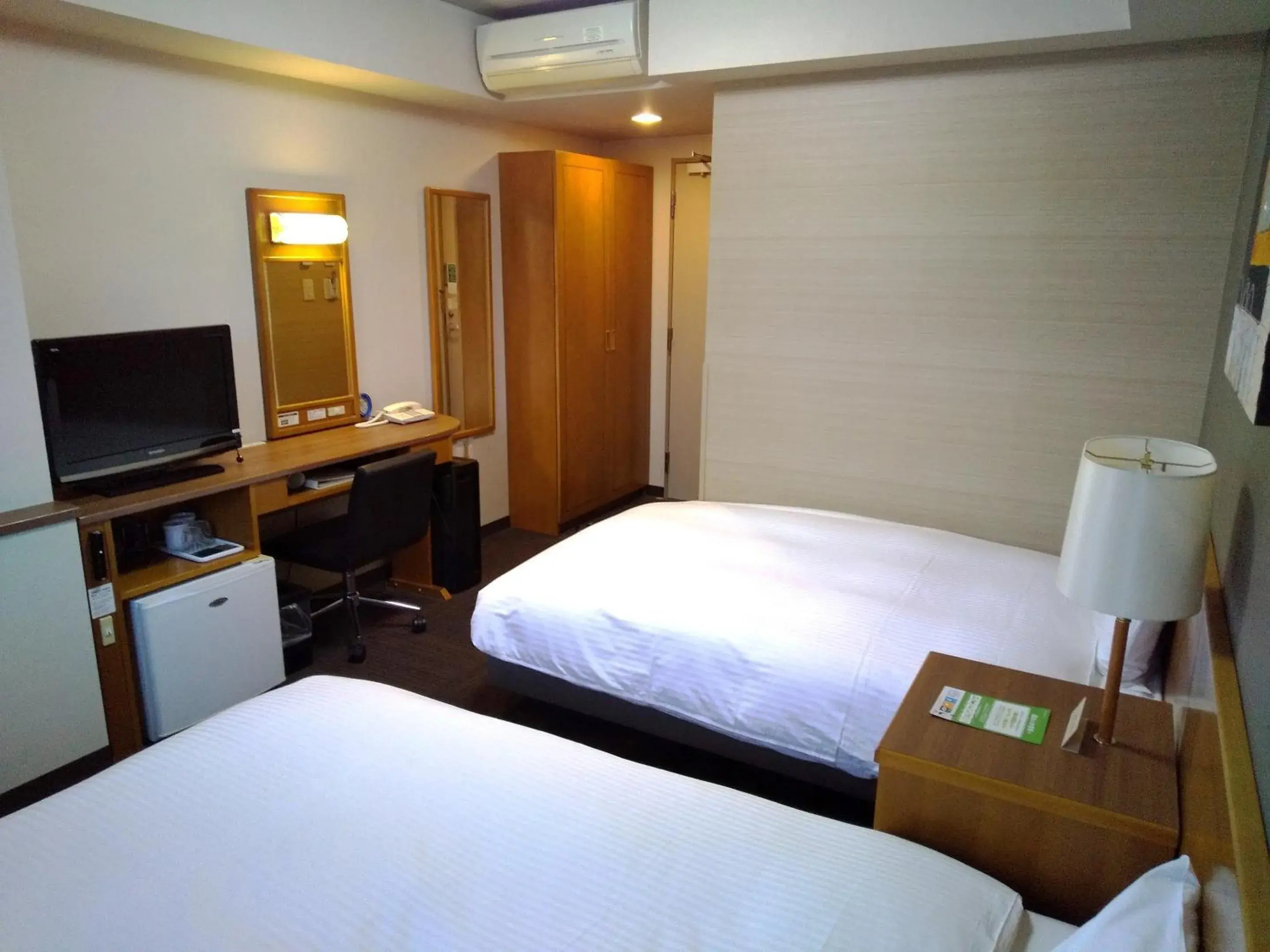 Twin Room - single occupancy - Smoking in Hotel Route-Inn Odate Omachi Twin Room - single occupancy - Smoking in Hotel Route-Inn Odate Omachi