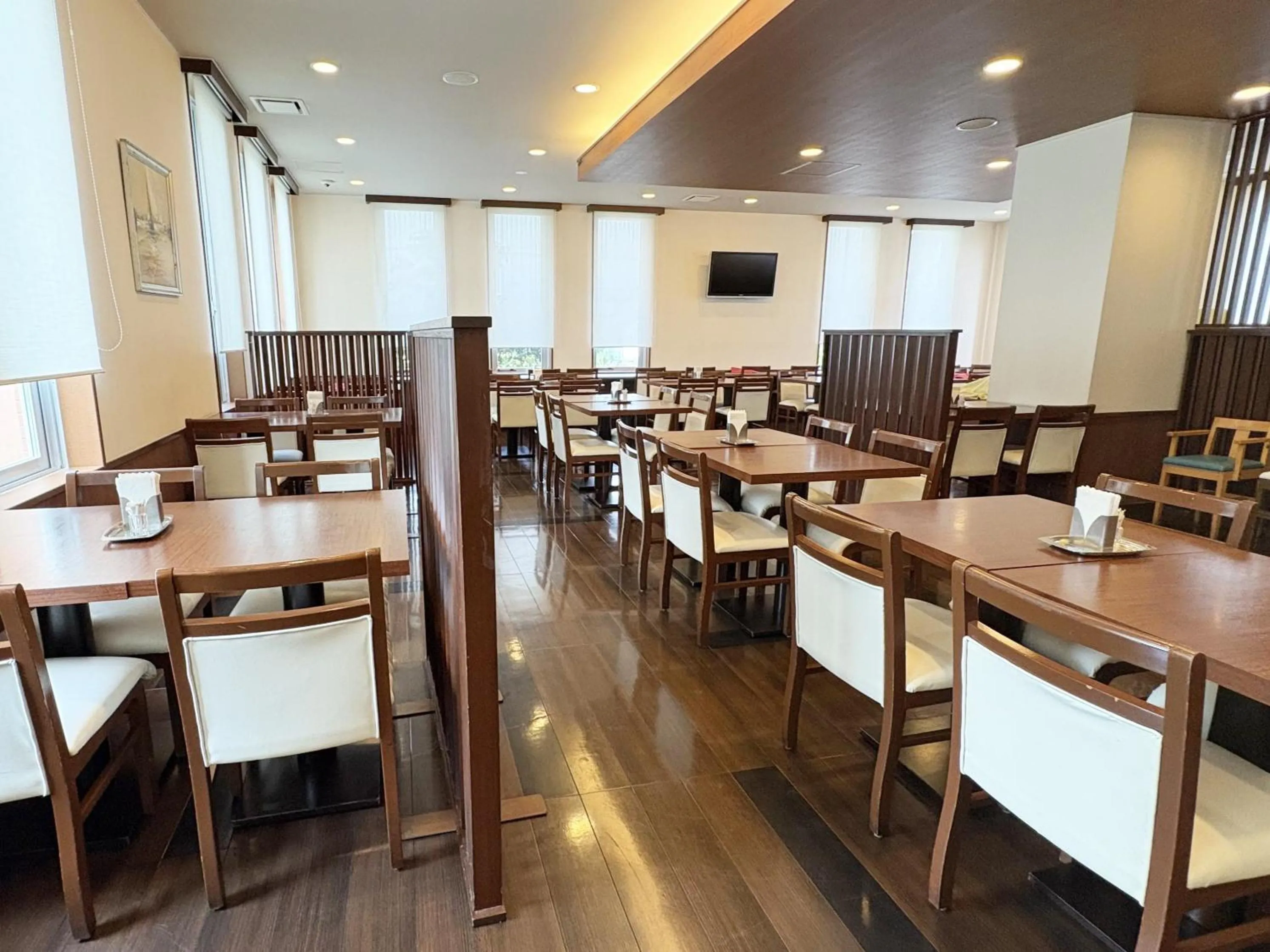 Restaurant/places to eat in Hotel Route-Inn Omaezaki
