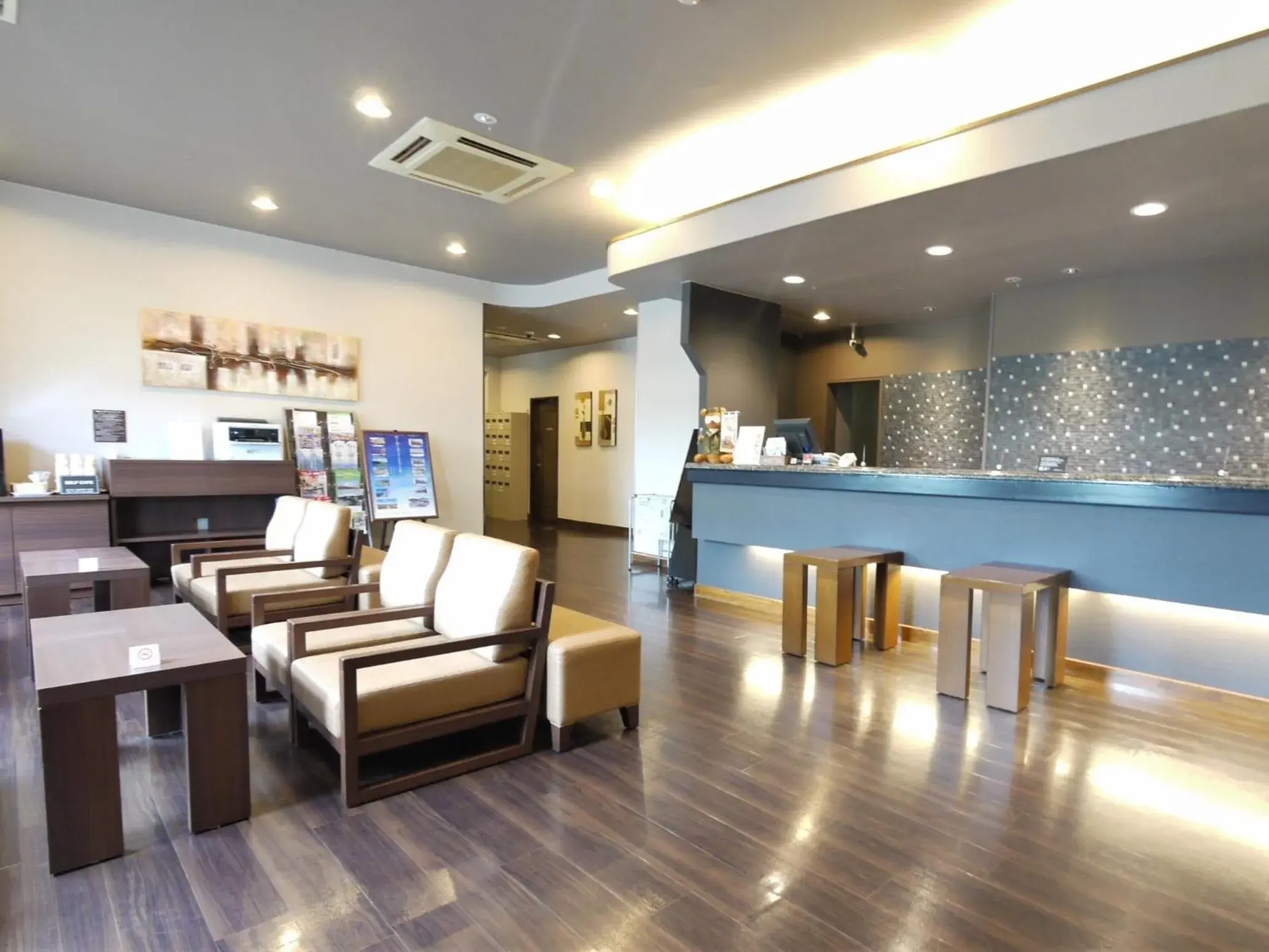 Lobby or reception in Hotel Route-Inn Susono Inter Lobby or reception in Hotel Route-Inn Susono Inter