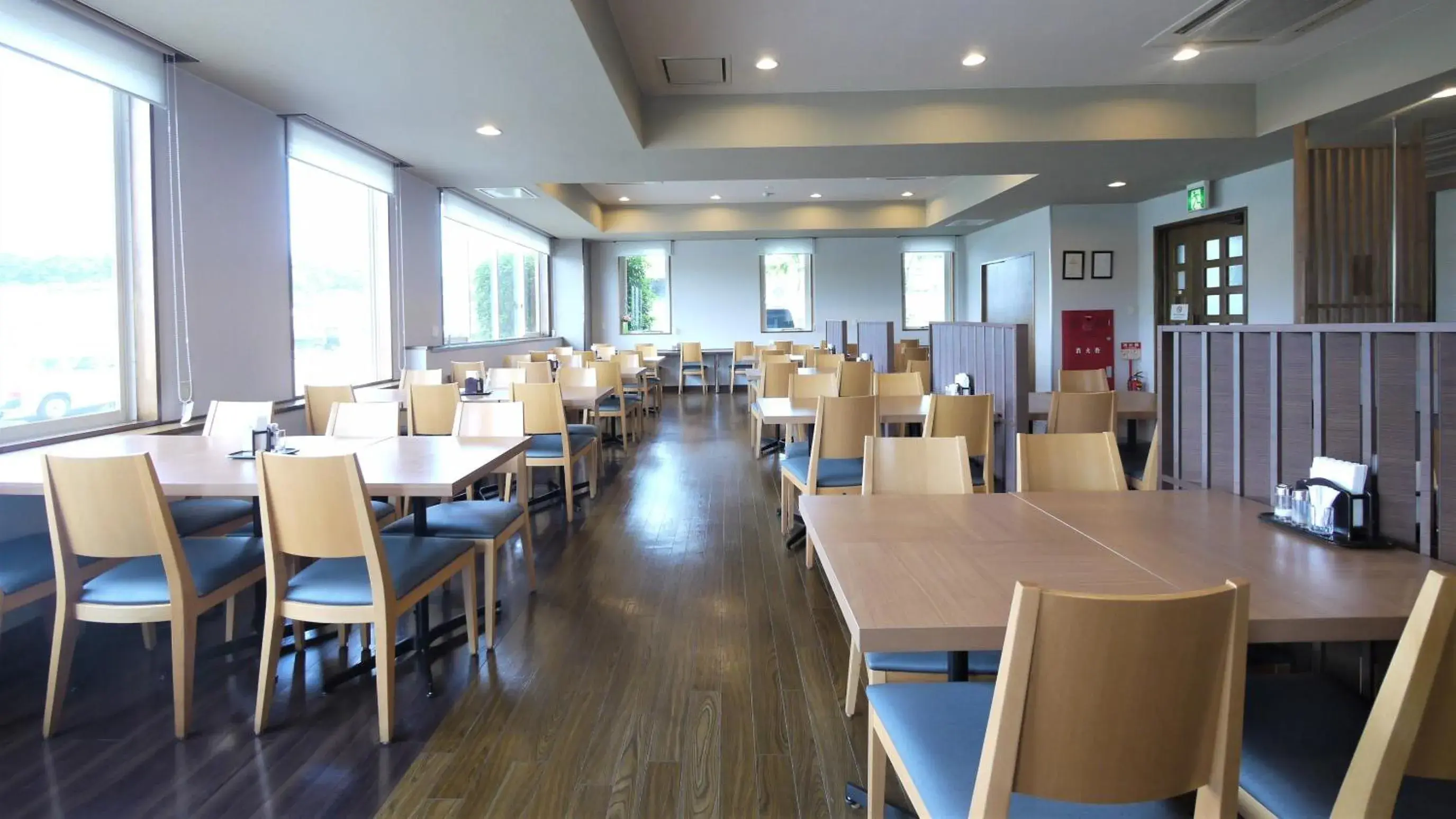 Restaurant/places to eat in Hotel Route-Inn Susono Inter Restaurant/places to eat in Hotel Route-Inn Susono Inter