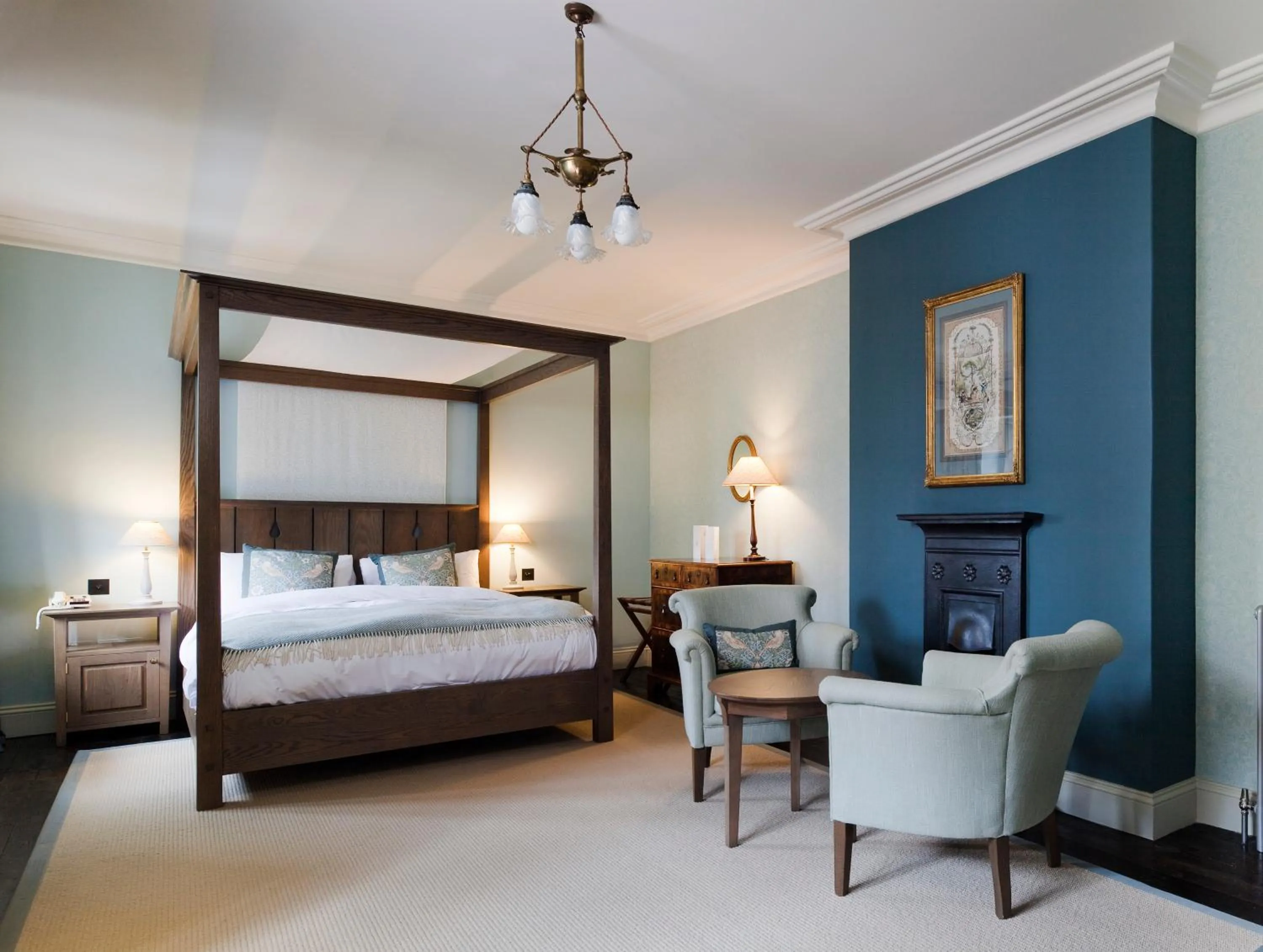 Bed in Ard na Sidhe Country House Hotel