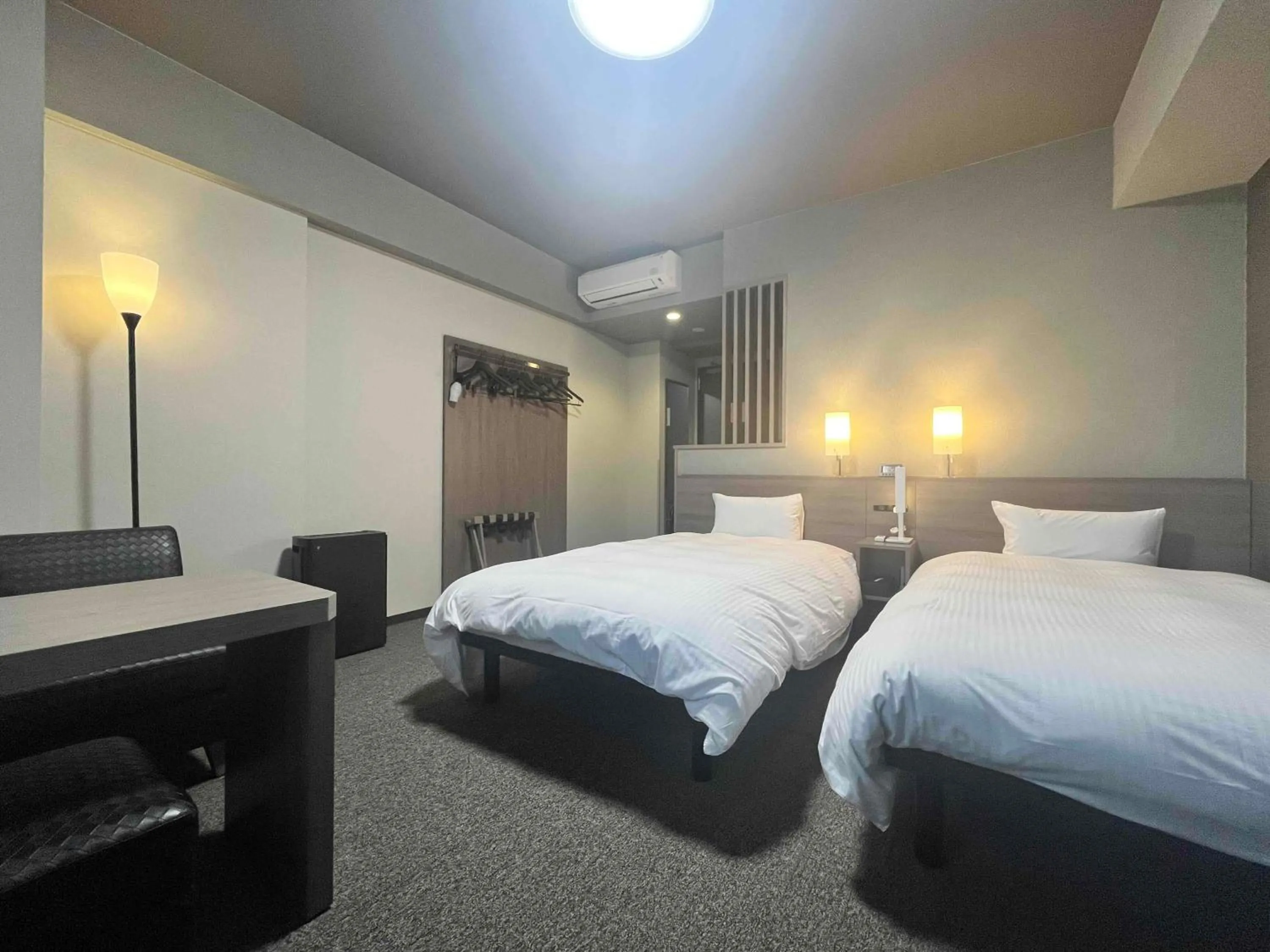 Photo of the whole room, Bed in Hotel Route-Inn Noshiro