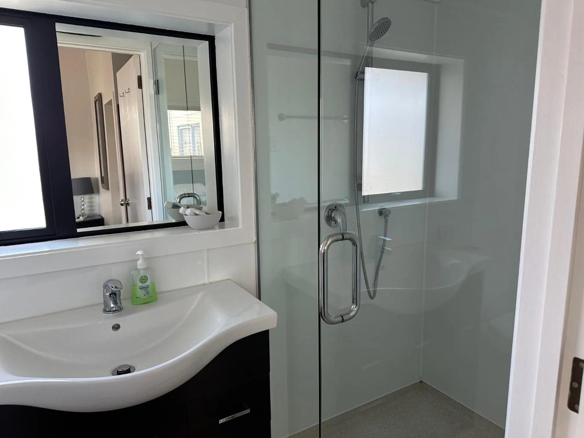 Bathroom in Anderson Park Motel