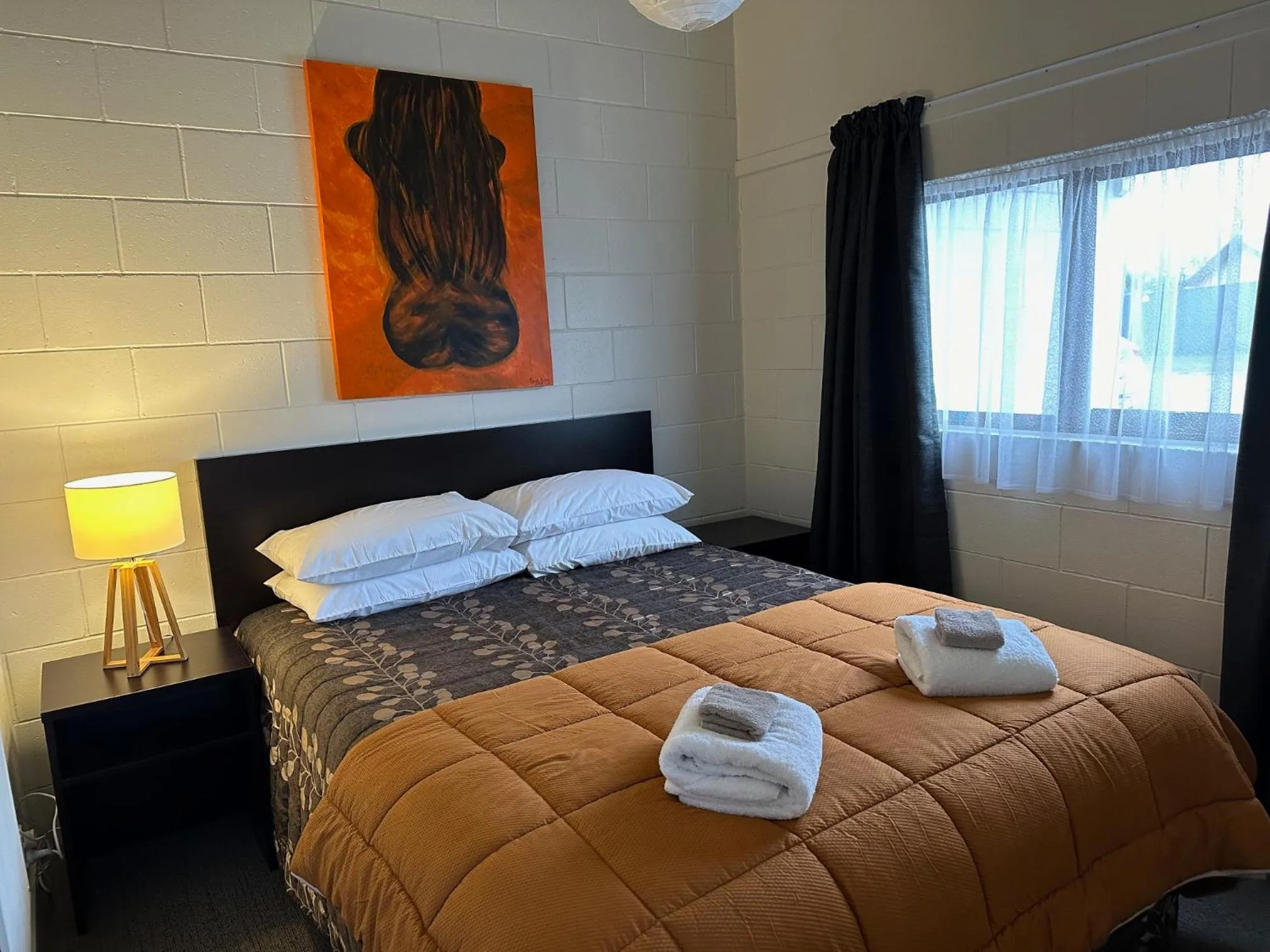 Bedroom, Bed in Anderson Park Motel