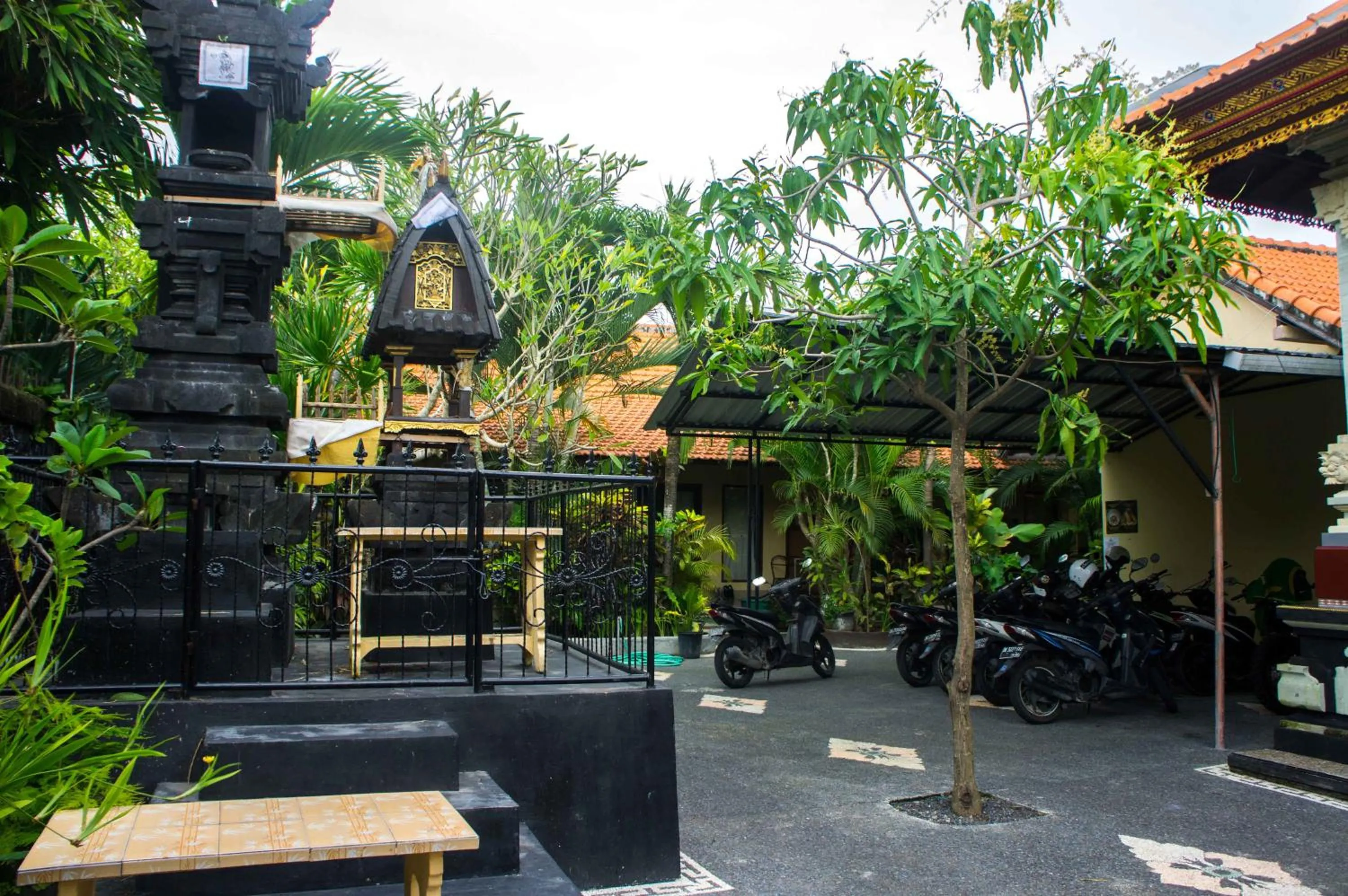 Place of worship in Putu Guest House