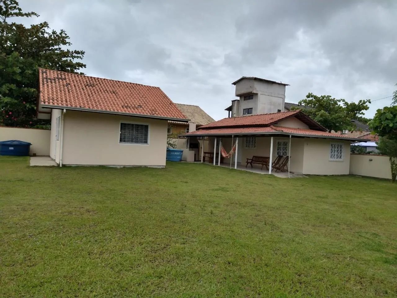 Casa térrea em Mariscal - Bombinhas - 4 a 8 pessoas